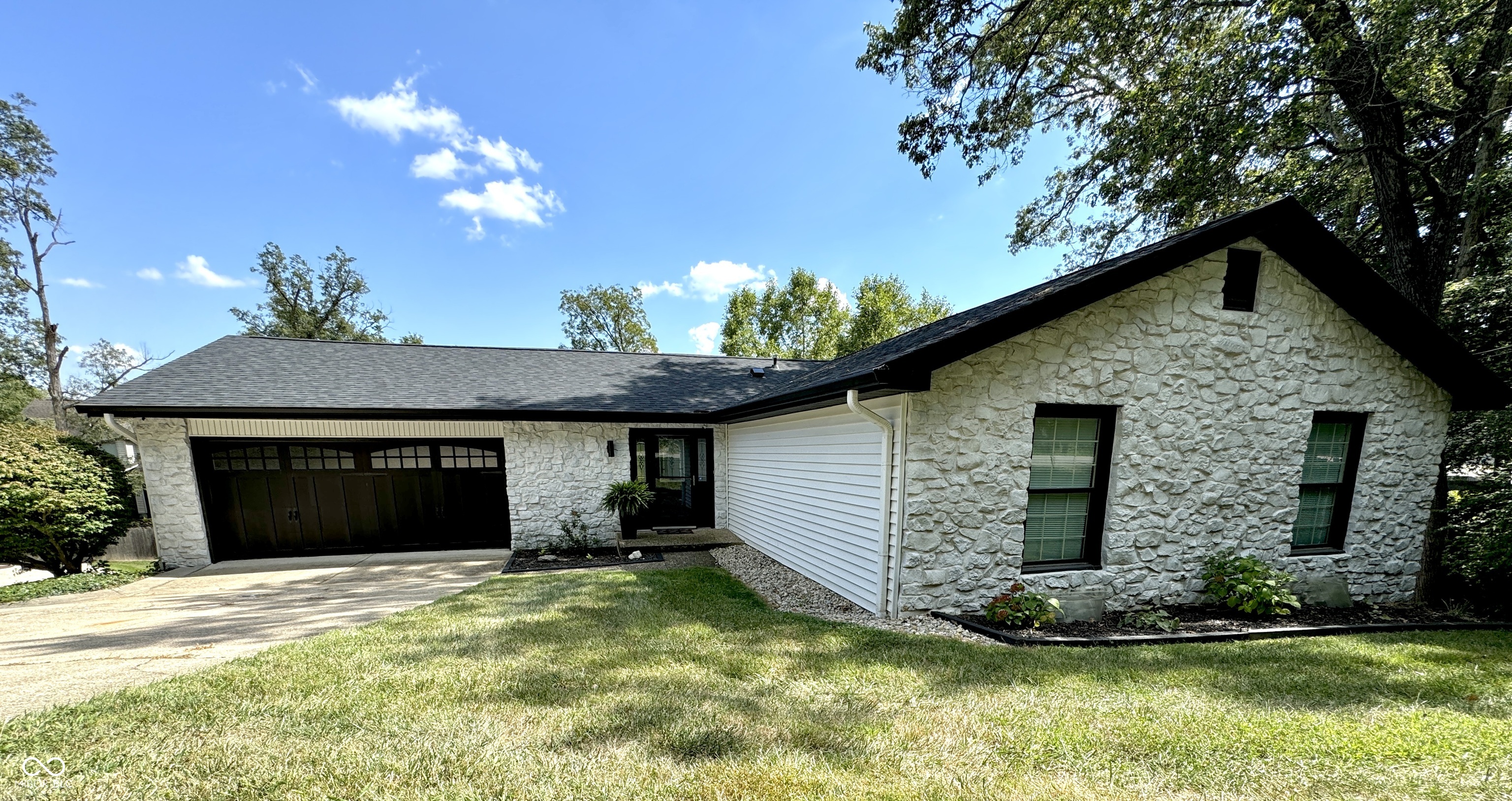 10411 W Grandview Drive