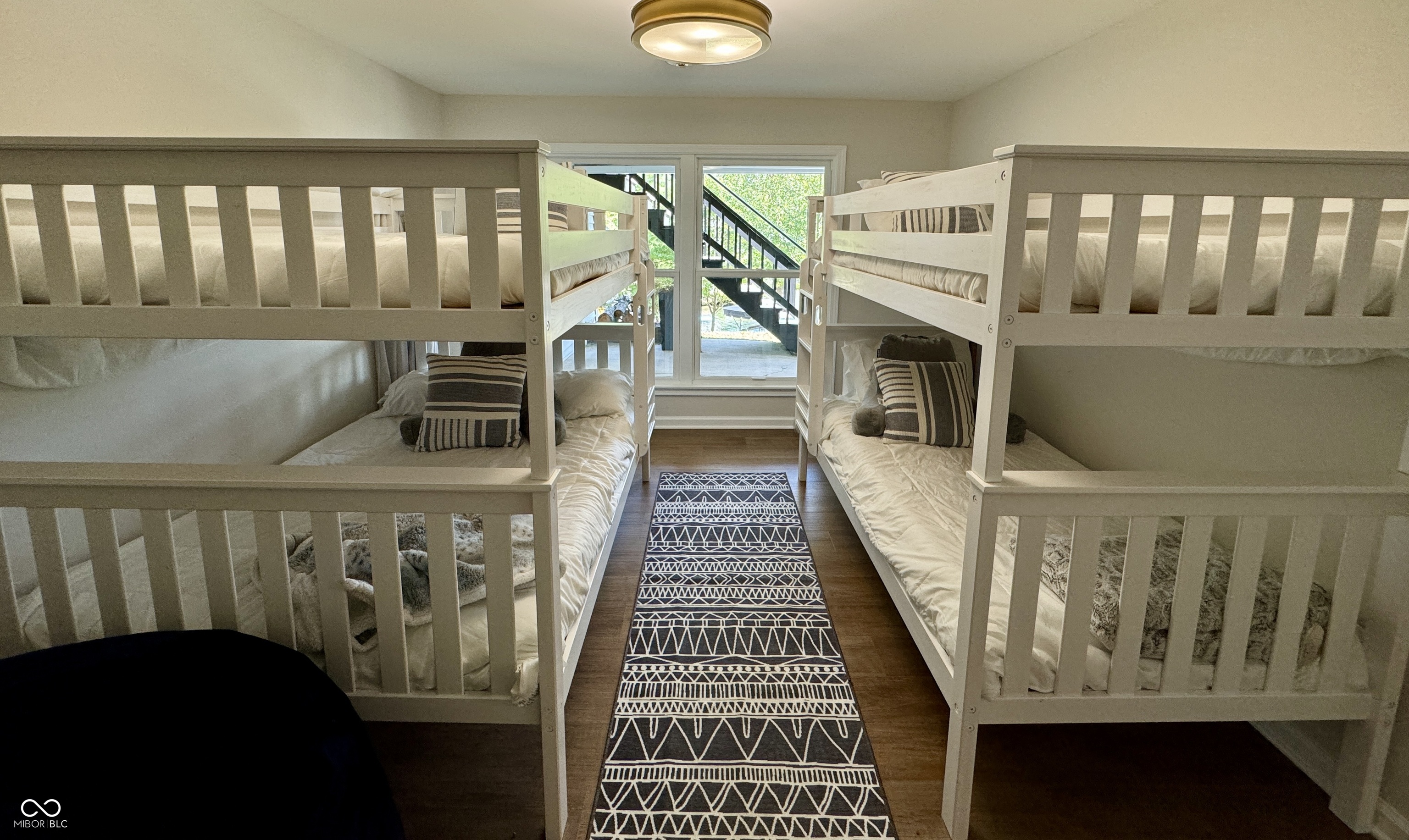 10411 W Grandview Drive