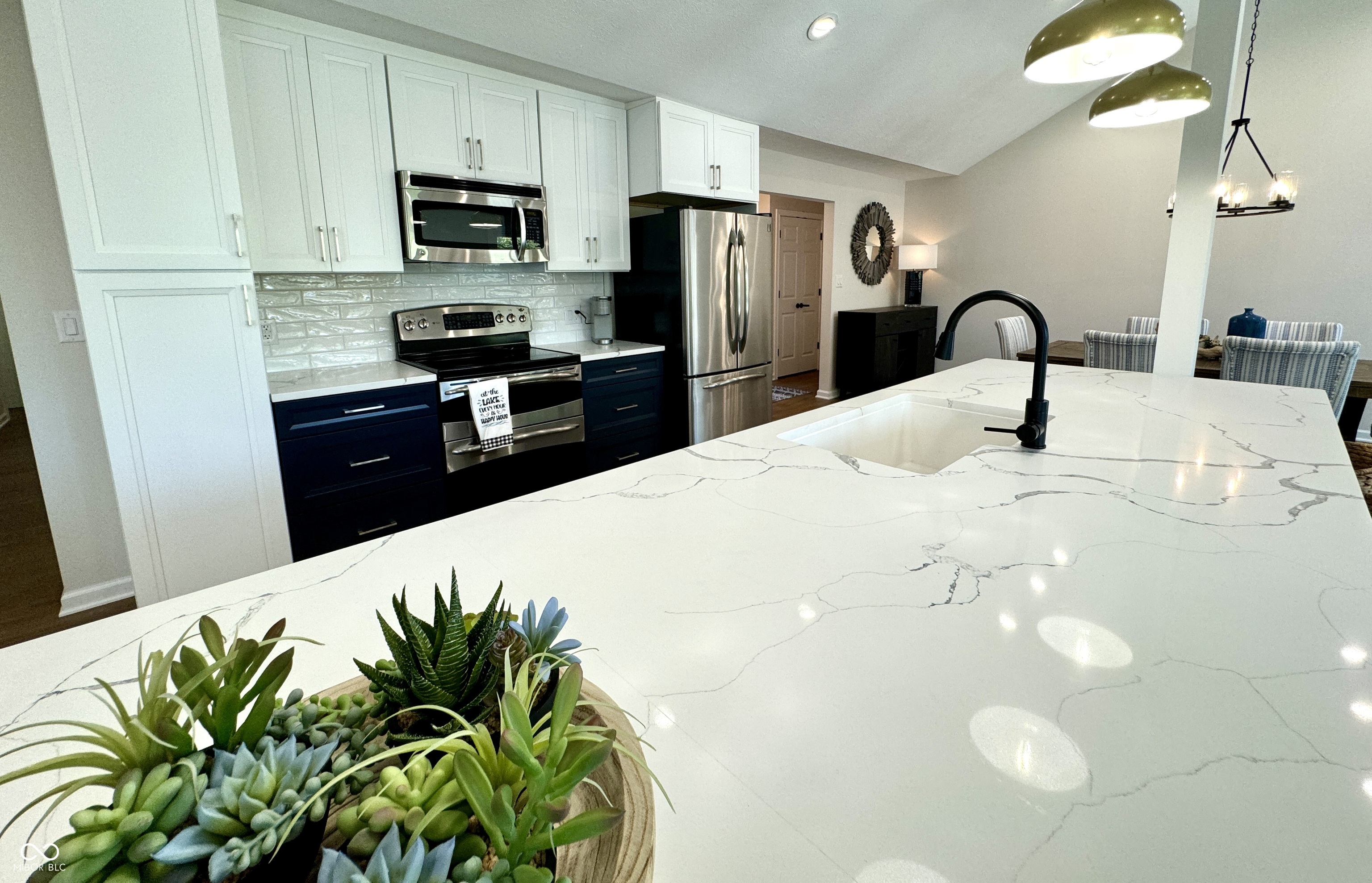 10411 W Grandview Drive