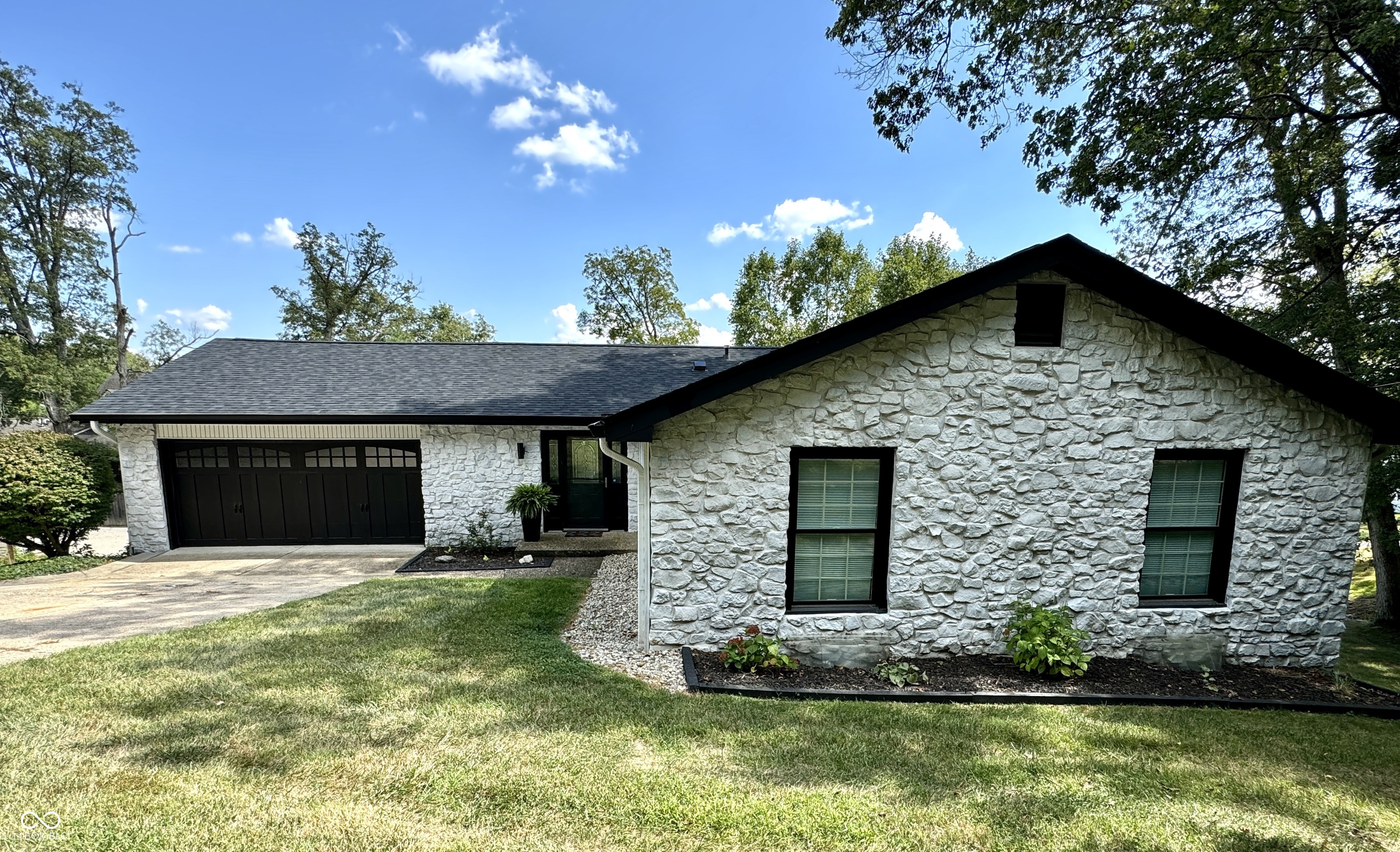 10411 W Grandview Drive