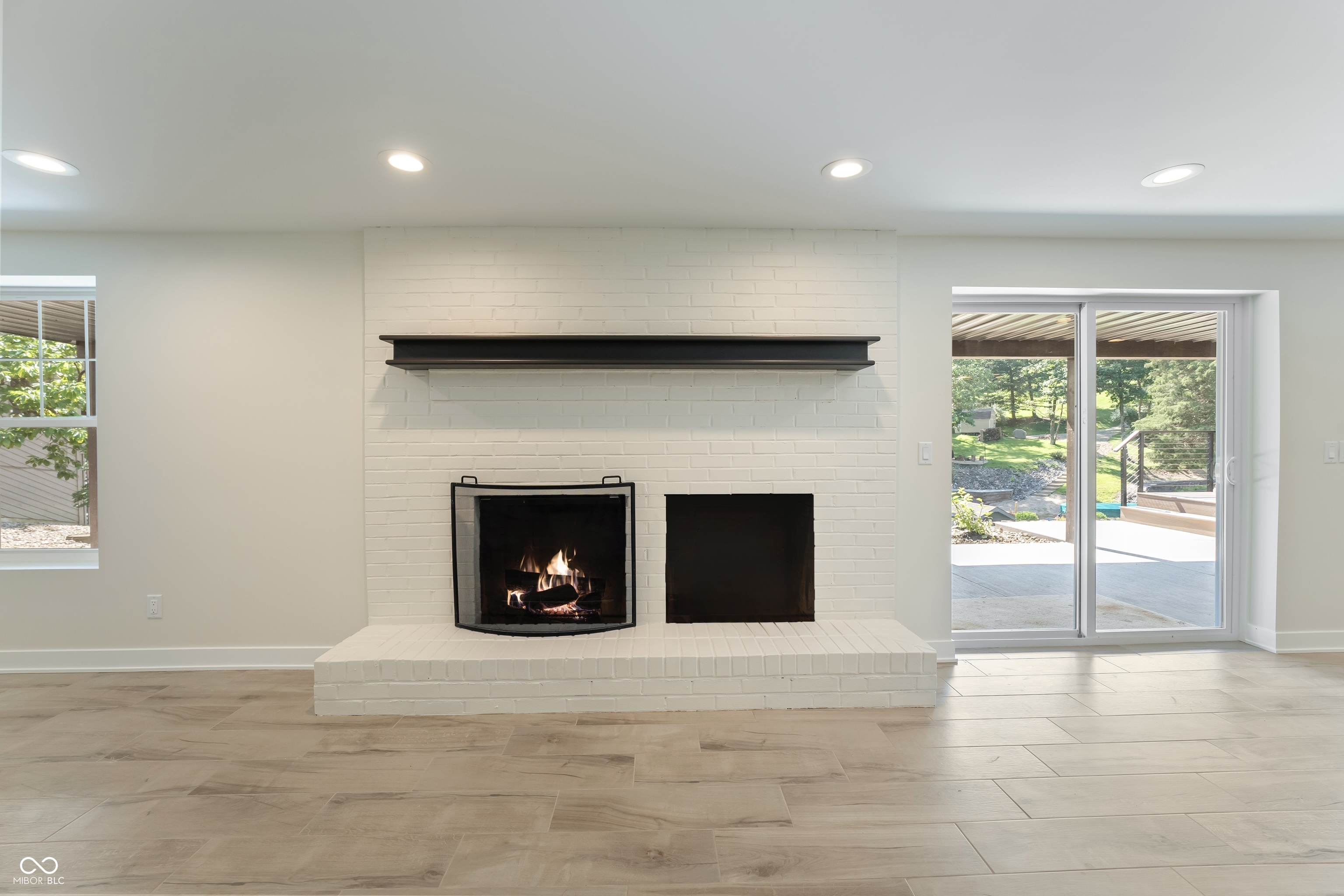 4120 S Summit Lane