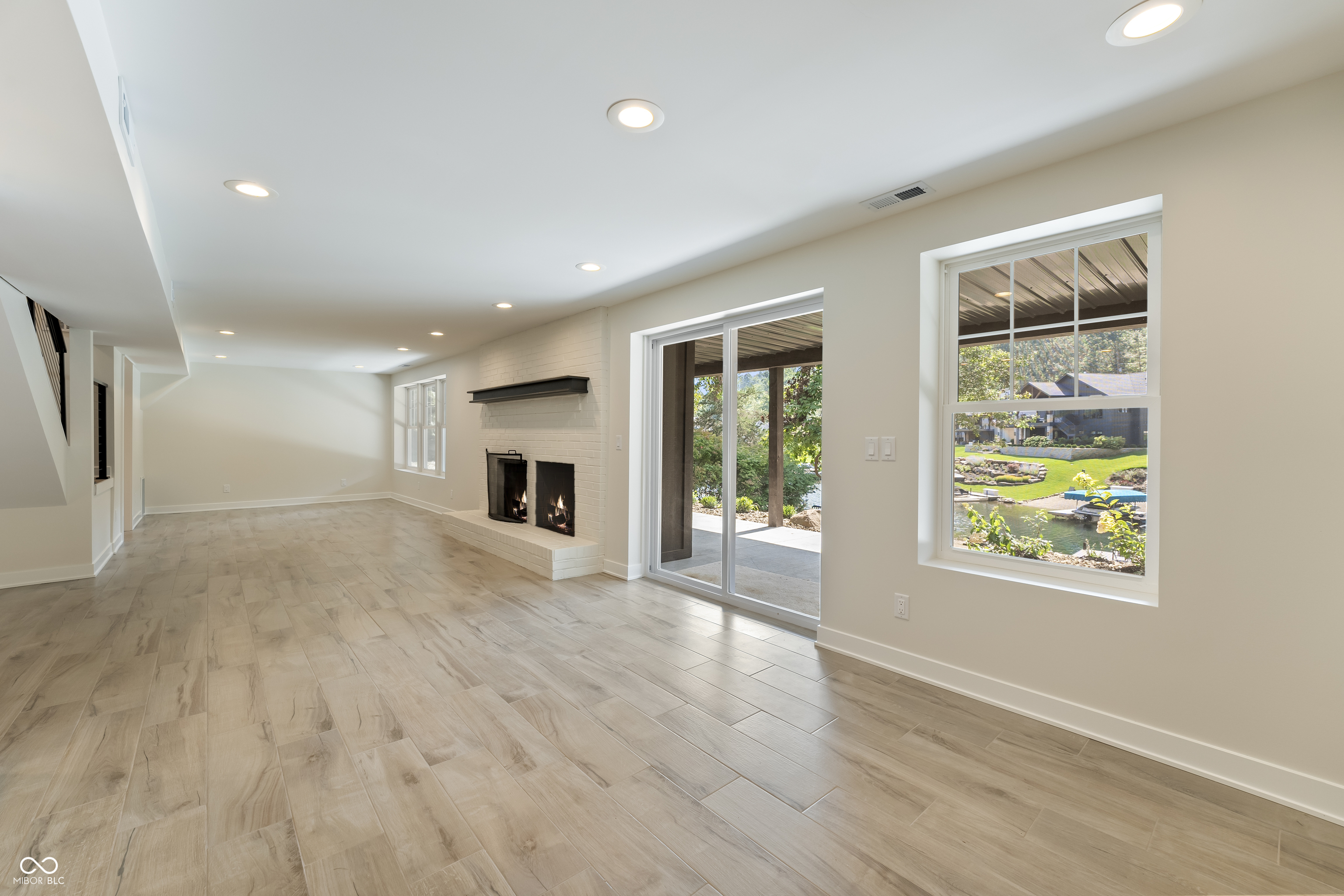4120 S Summit Lane