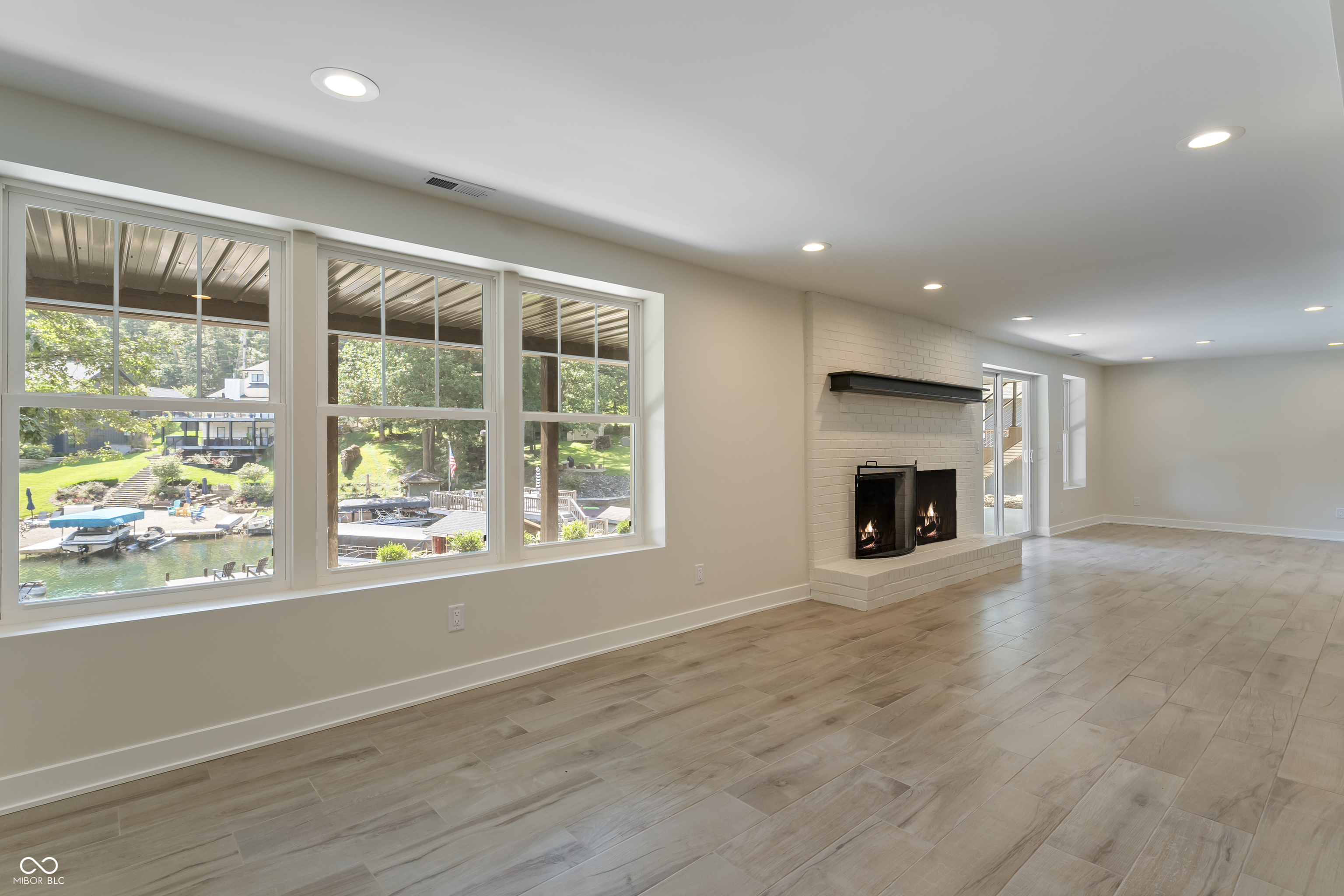4120 S Summit Lane