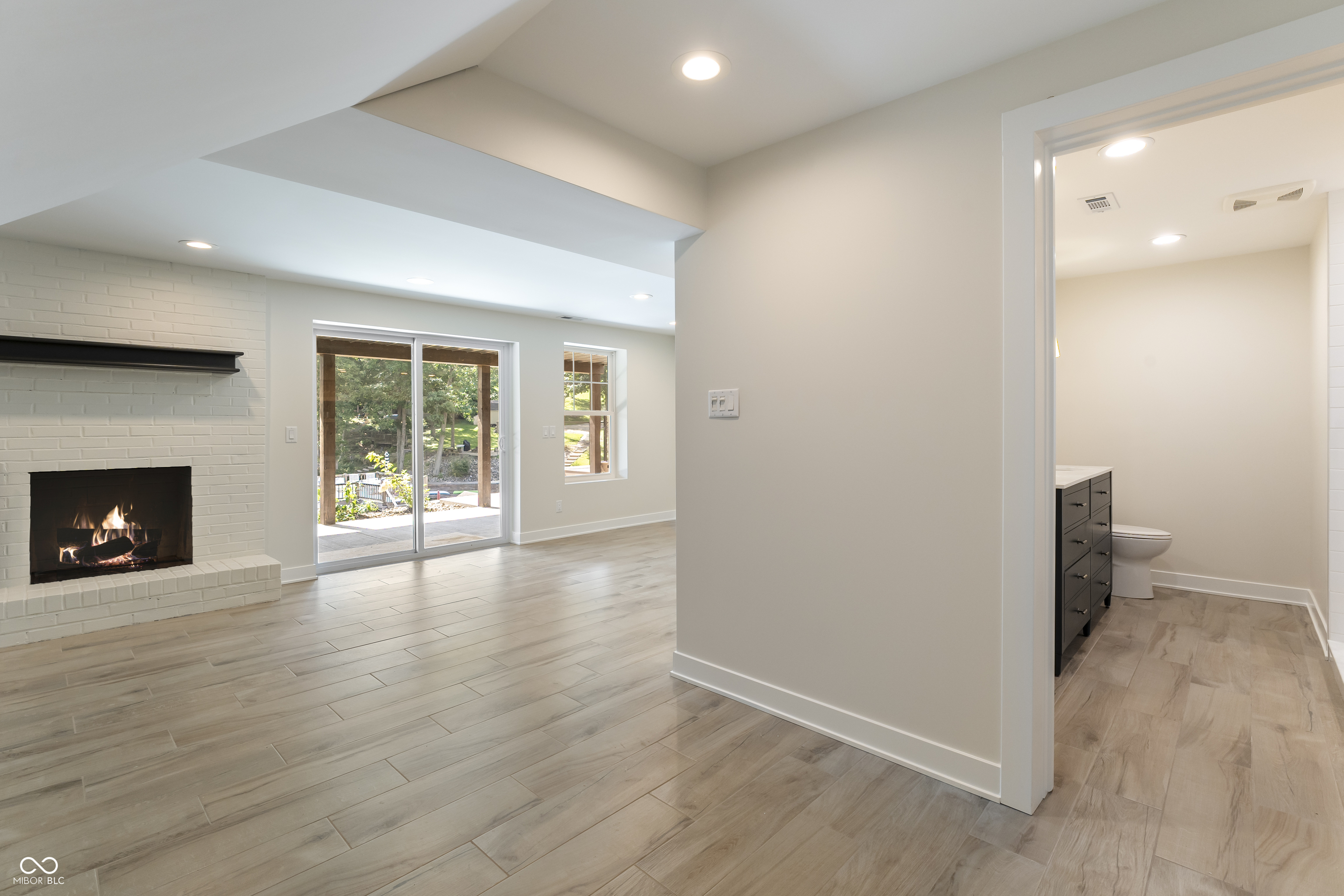4120 S Summit Lane