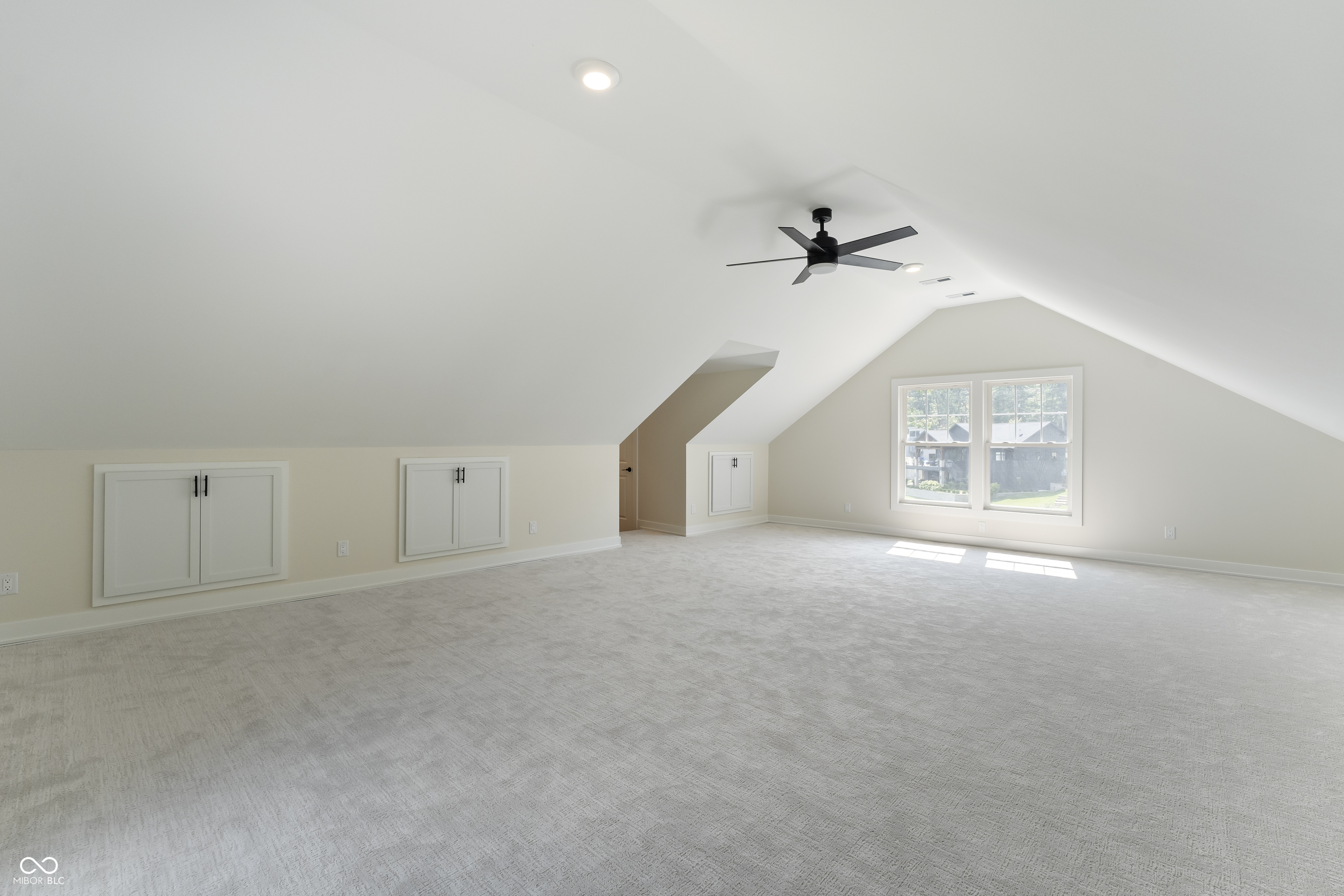 4120 S Summit Lane