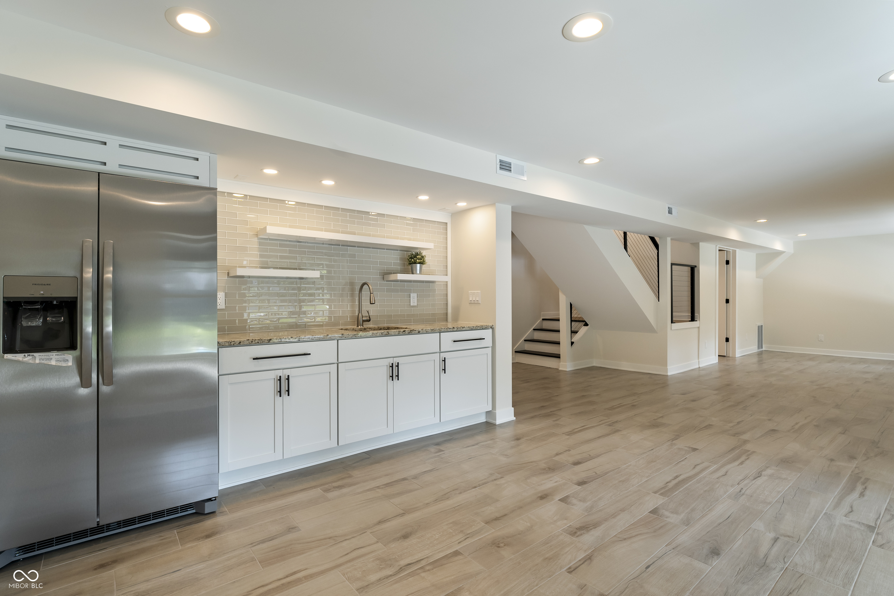 4120 S Summit Lane
