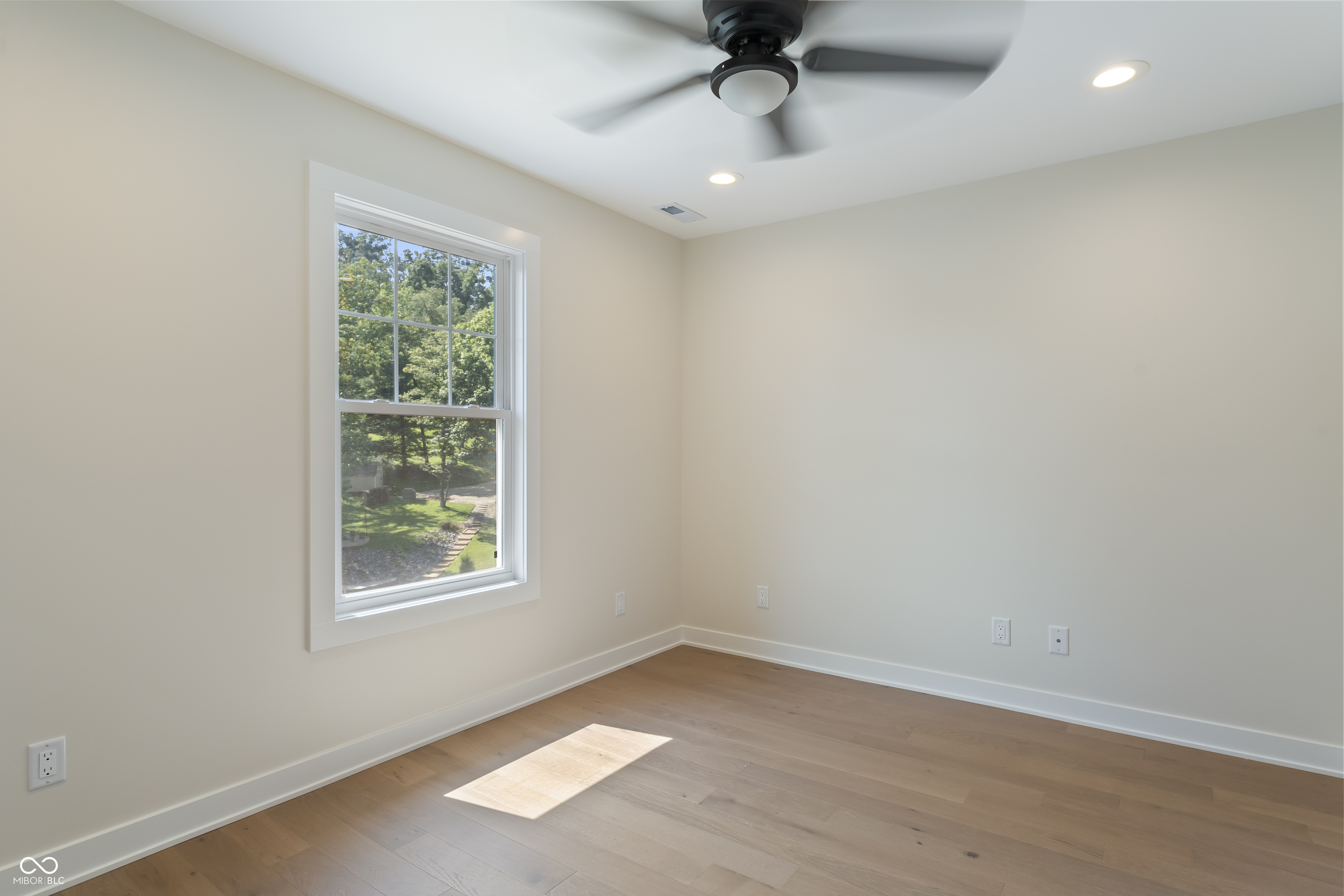 4120 S Summit Lane