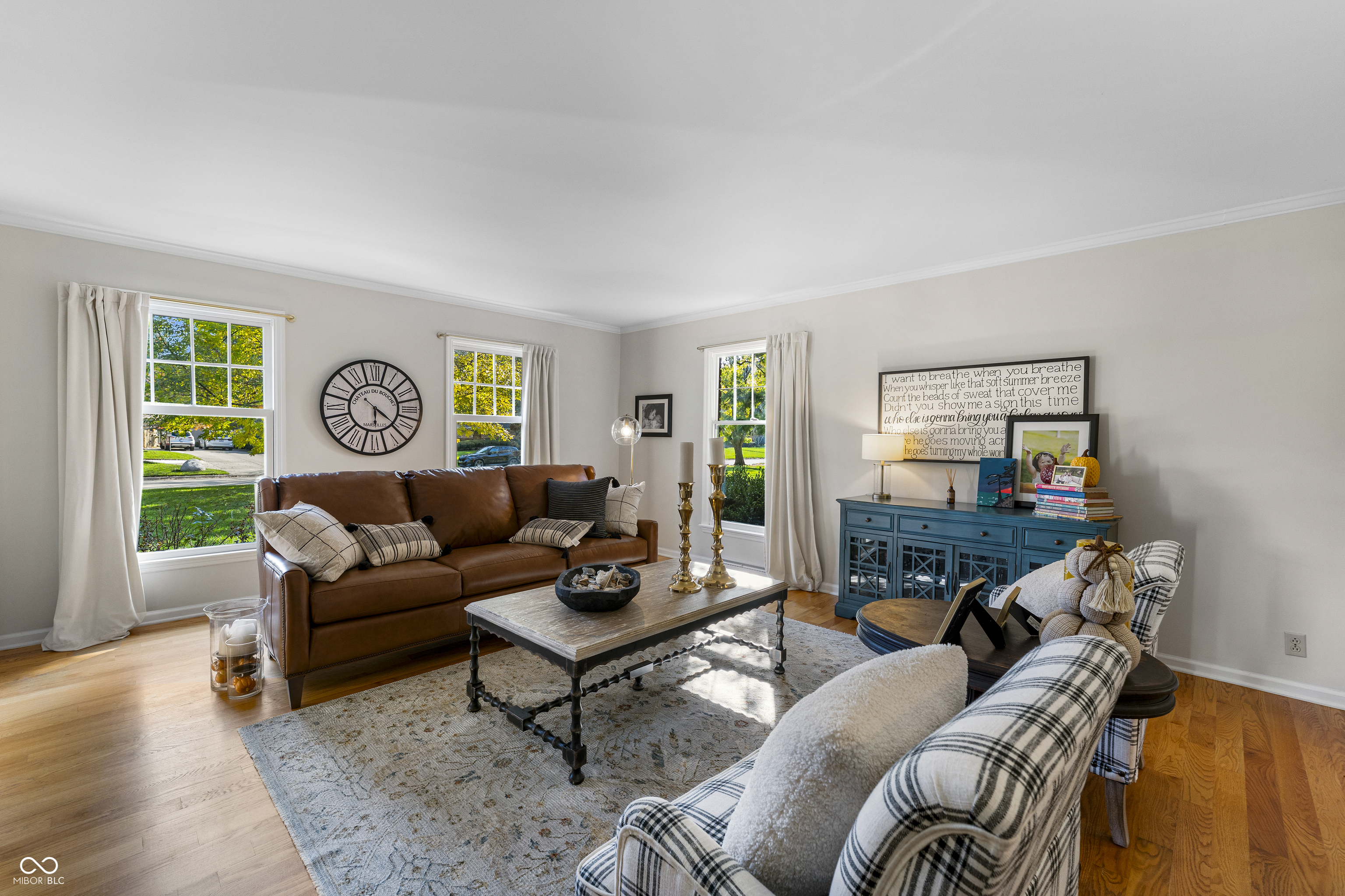 4410 N Riverside Drive