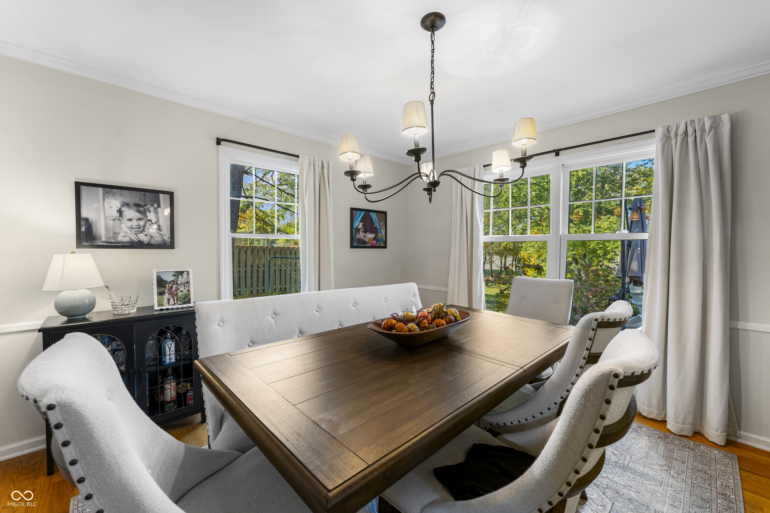 4410 N Riverside Drive