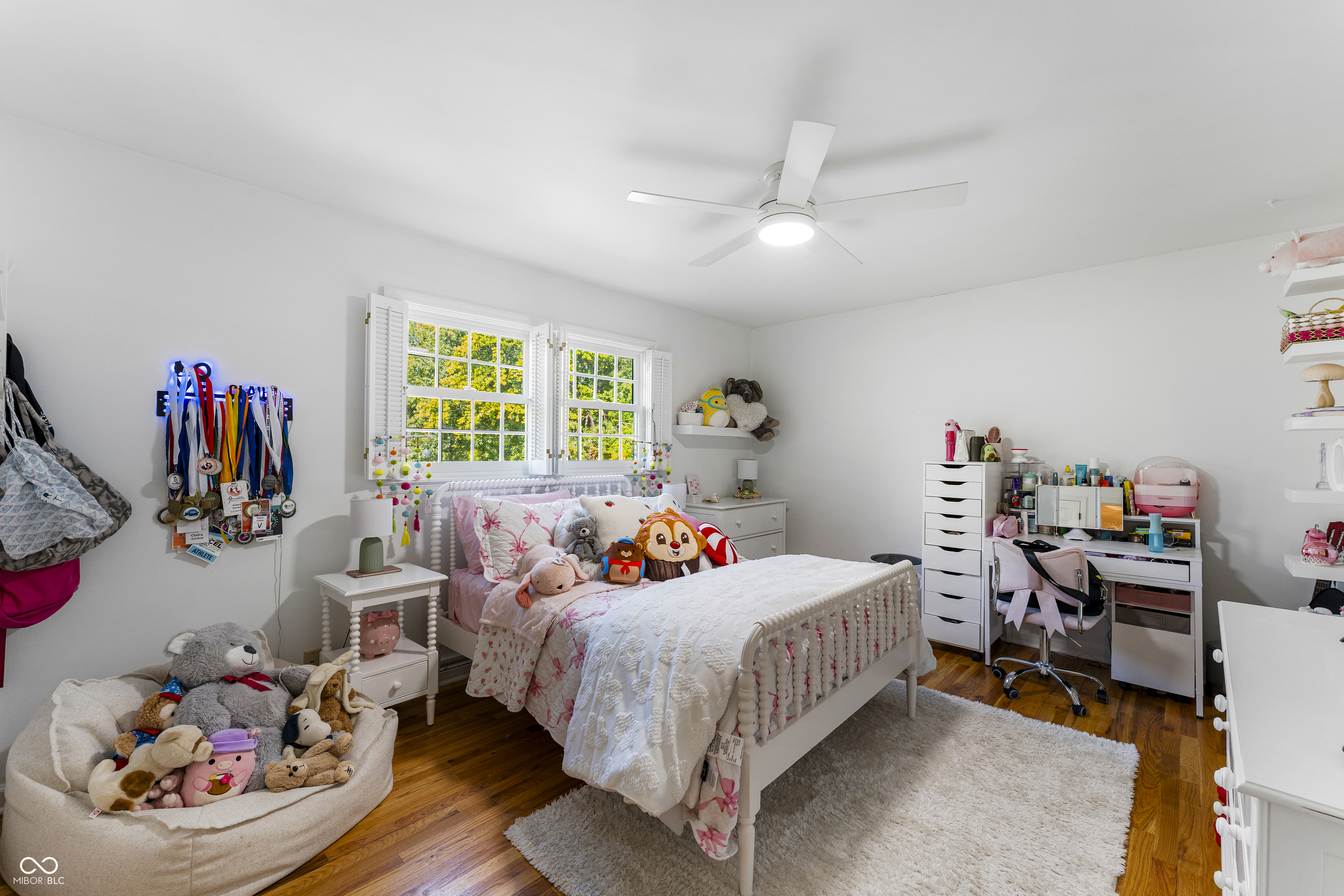 4410 N Riverside Drive