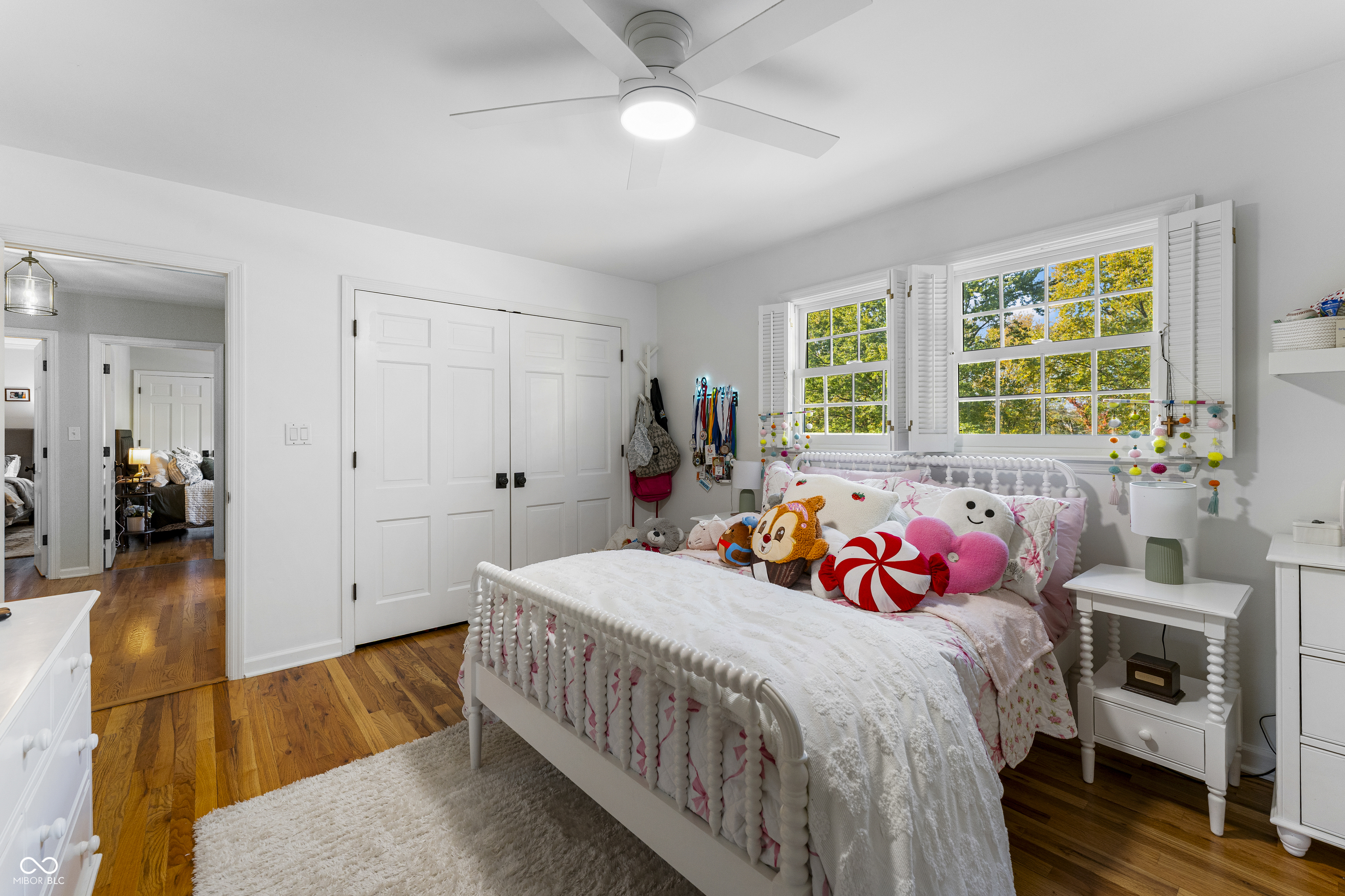 4410 N Riverside Drive