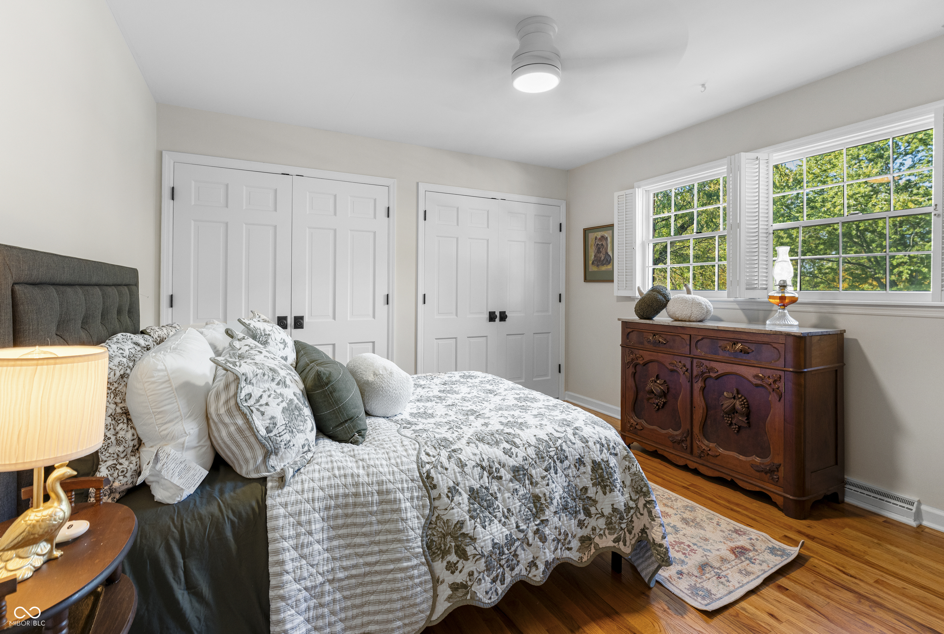 4410 N Riverside Drive