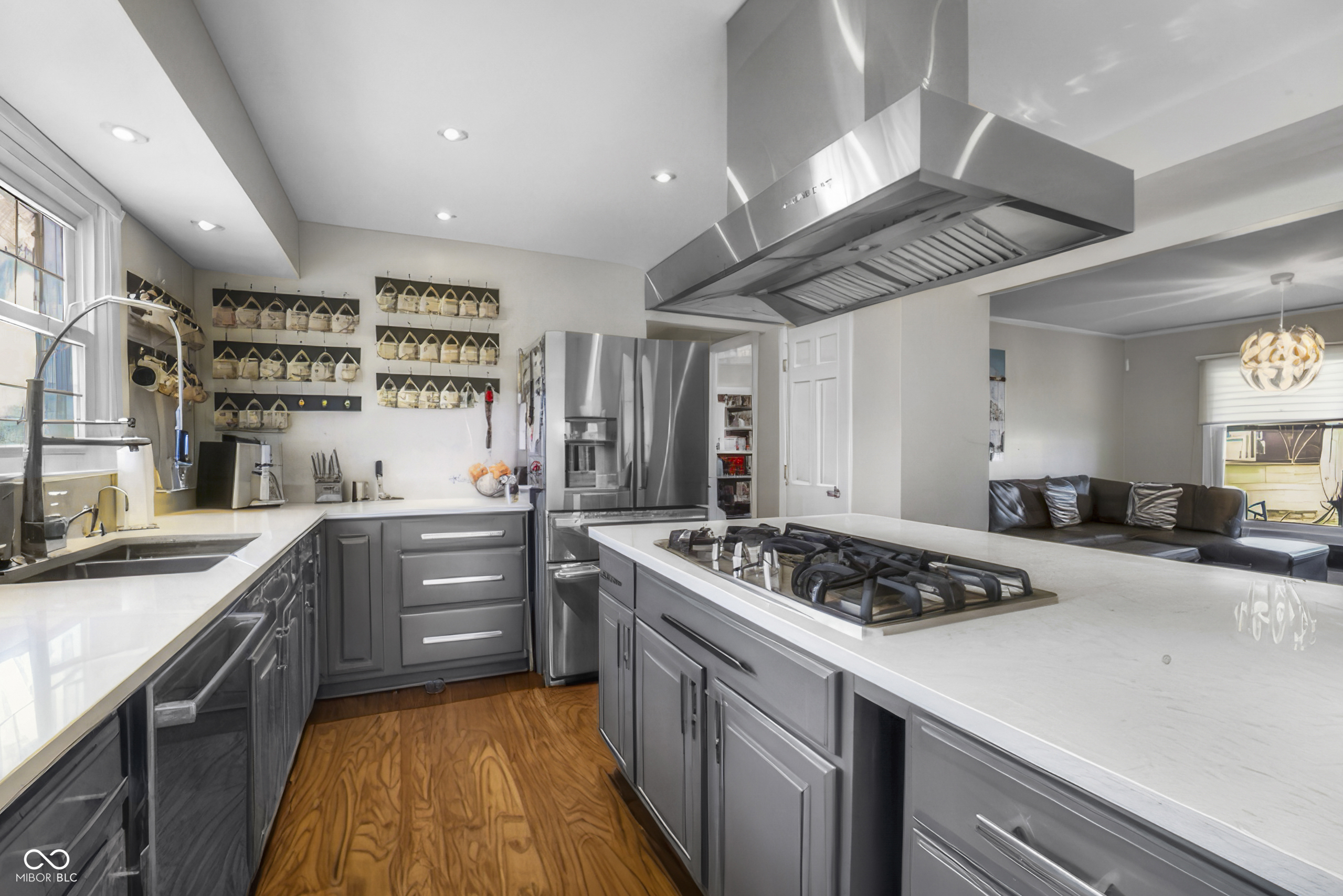 4103 Ridgeway Avenue