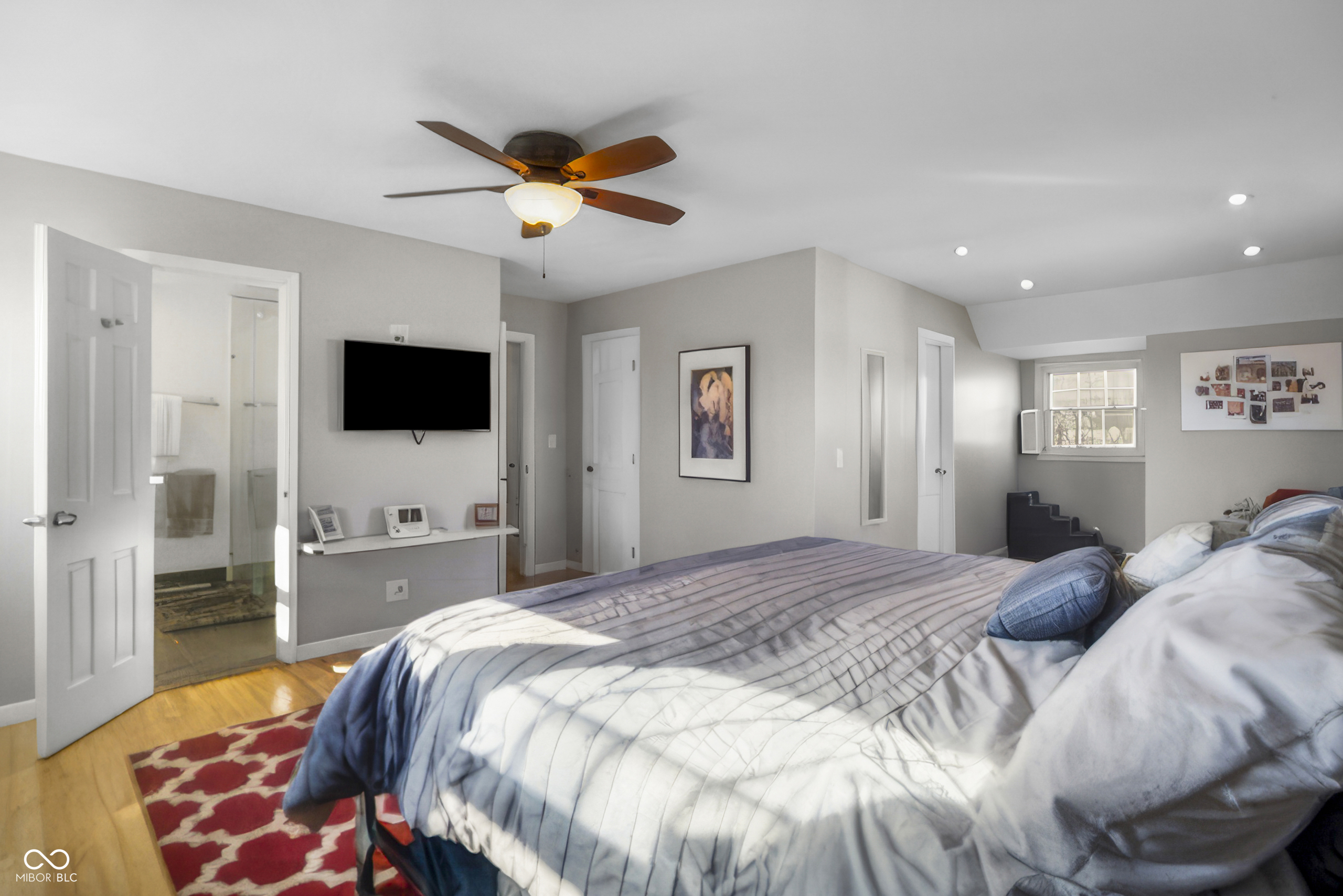 4103 Ridgeway Avenue