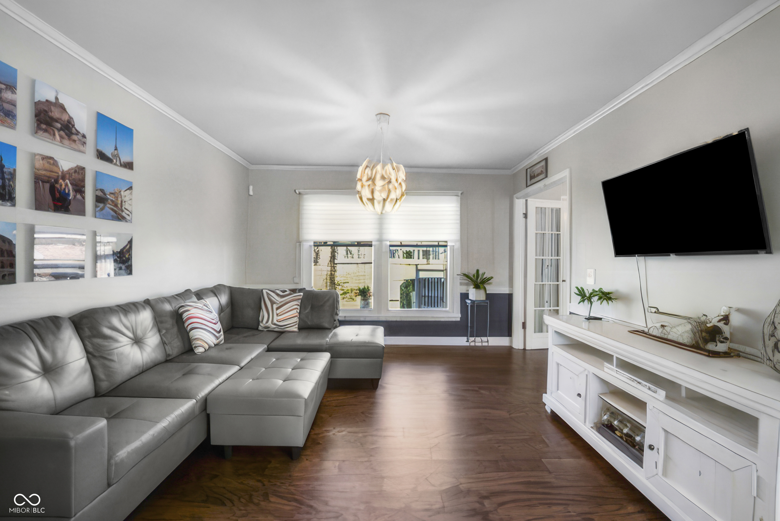 4103 Ridgeway Avenue