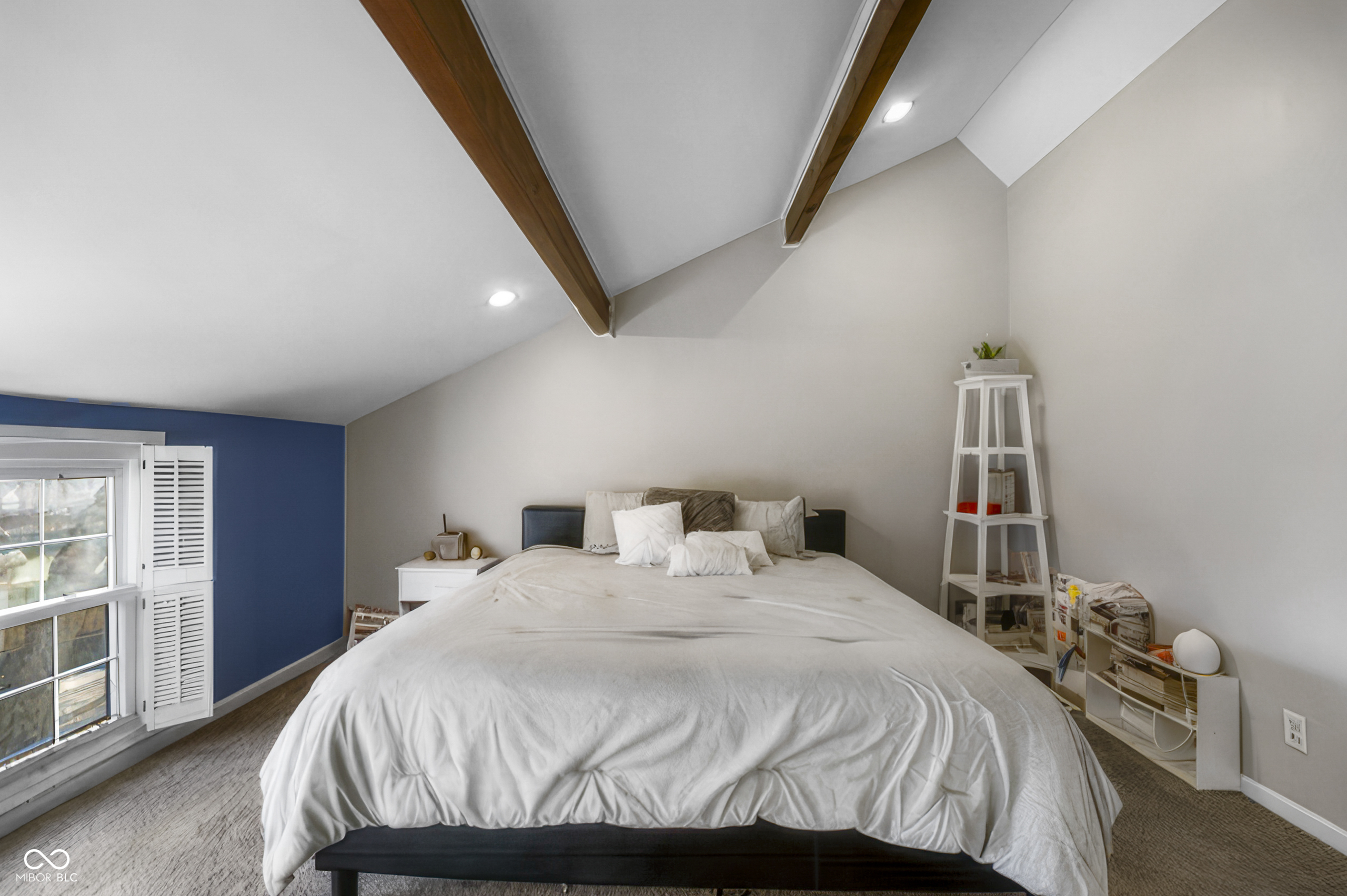 4103 Ridgeway Avenue