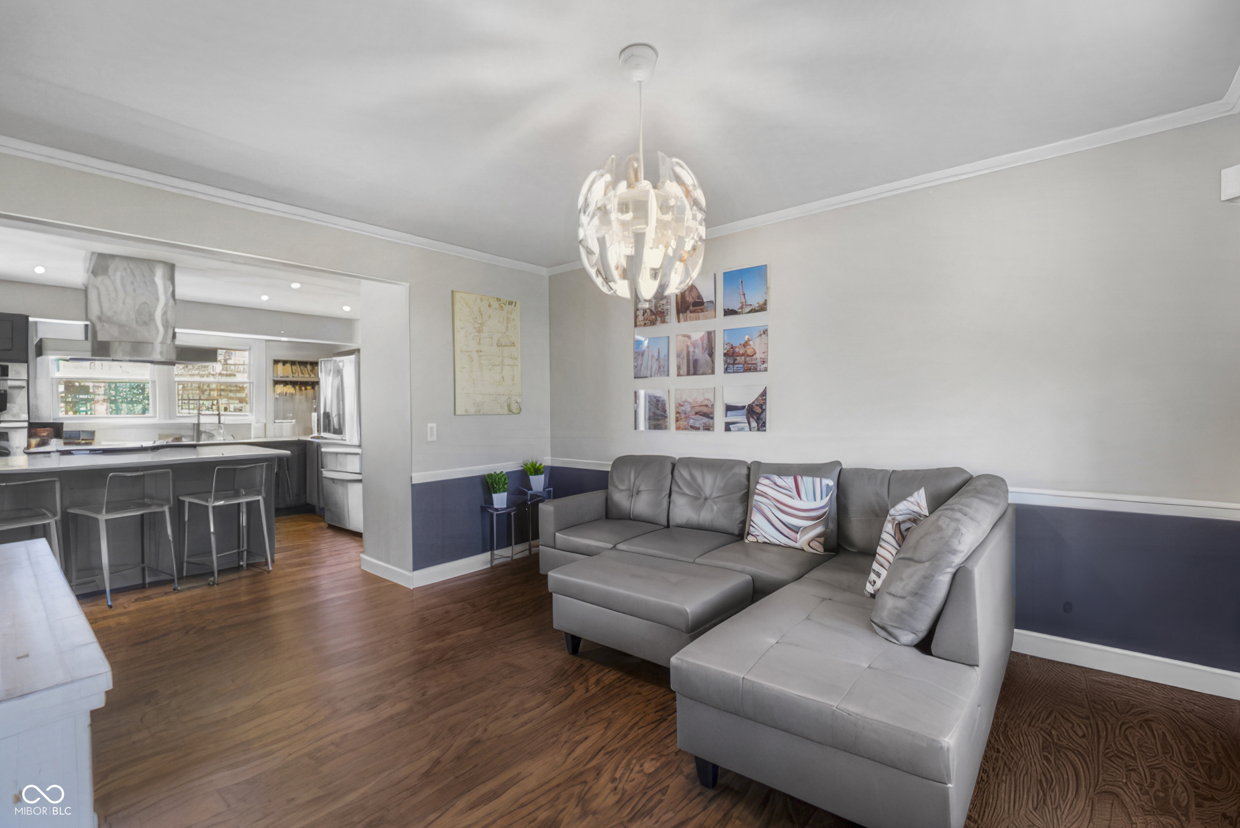 4103 Ridgeway Avenue