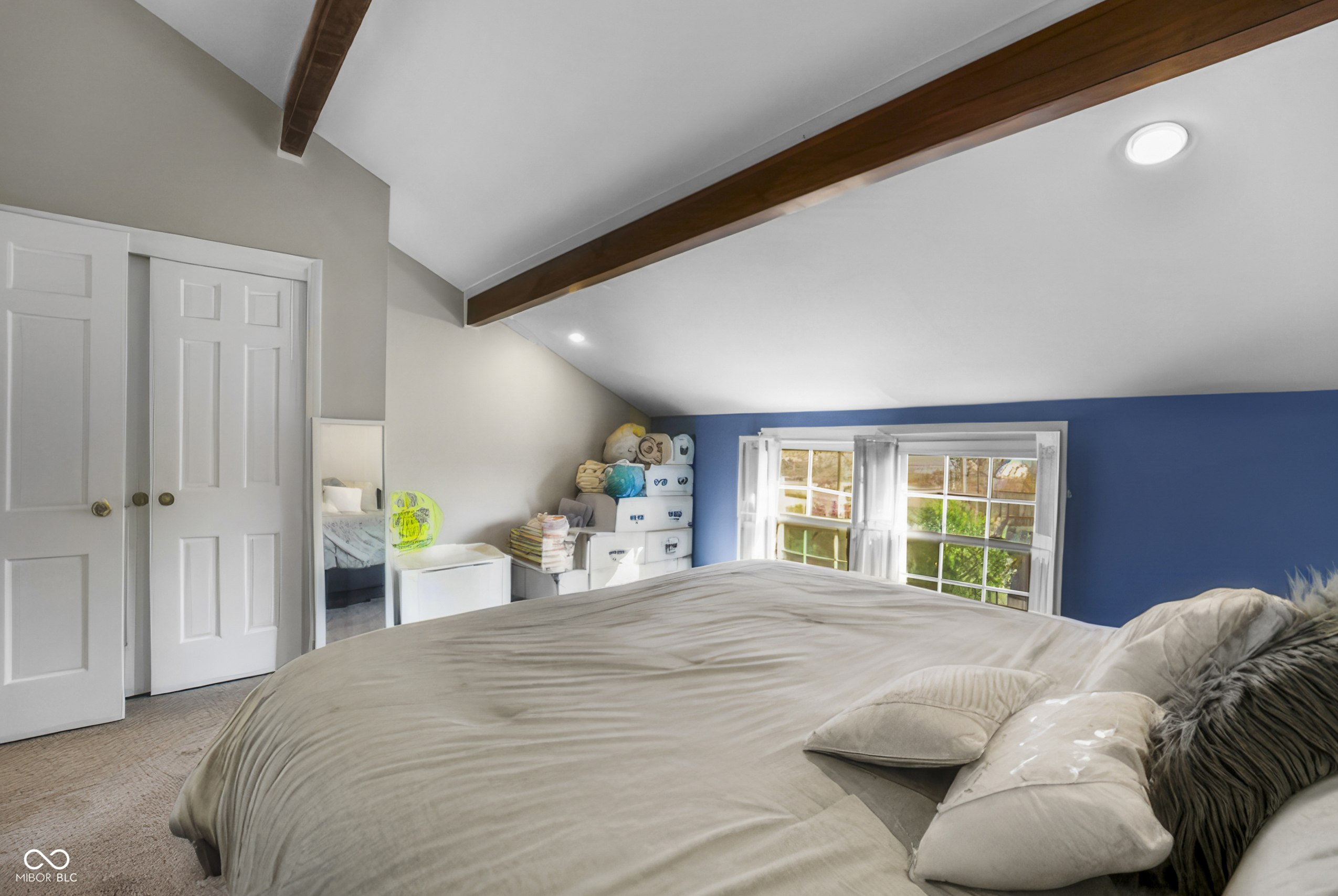 4103 Ridgeway Avenue