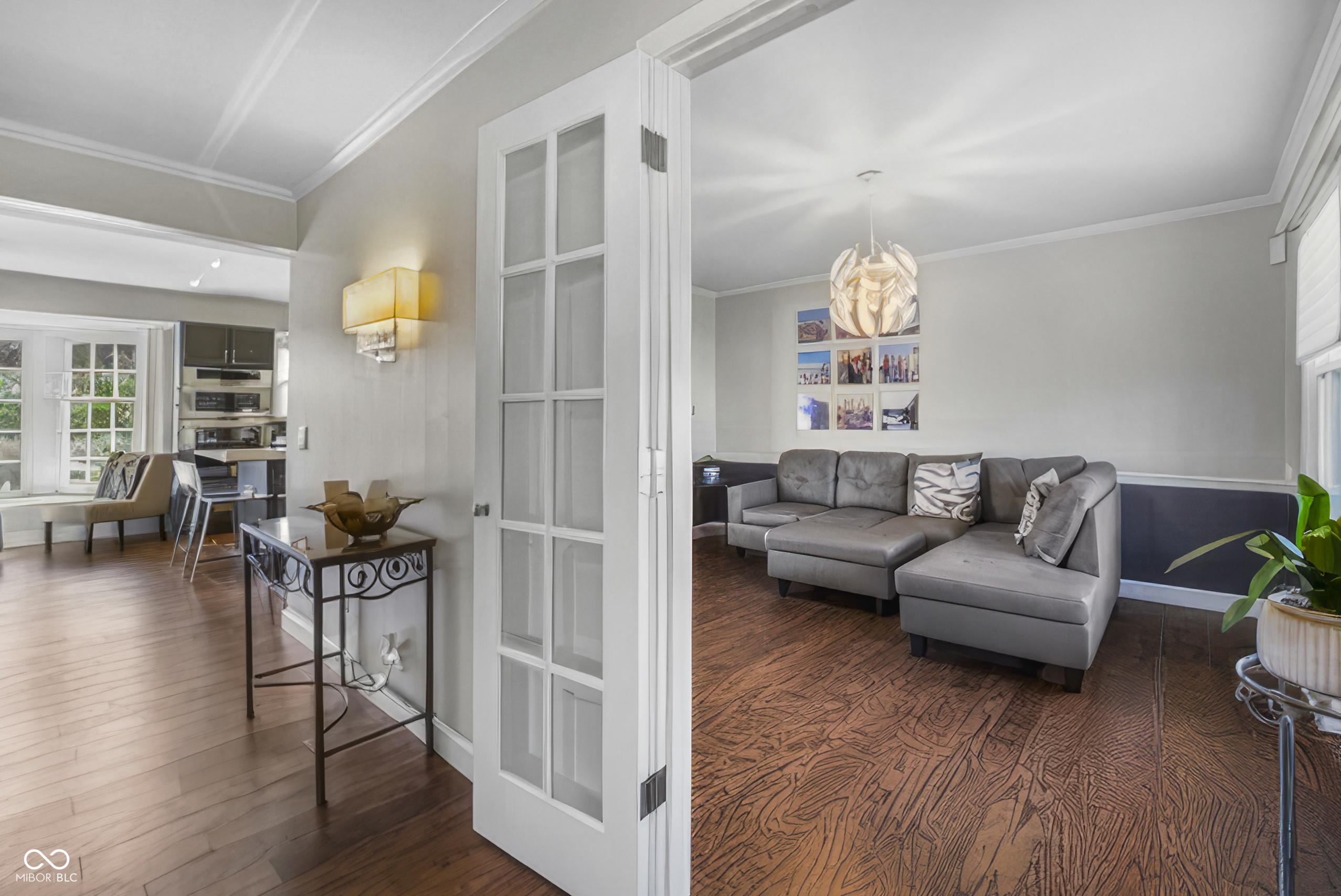 4103 Ridgeway Avenue