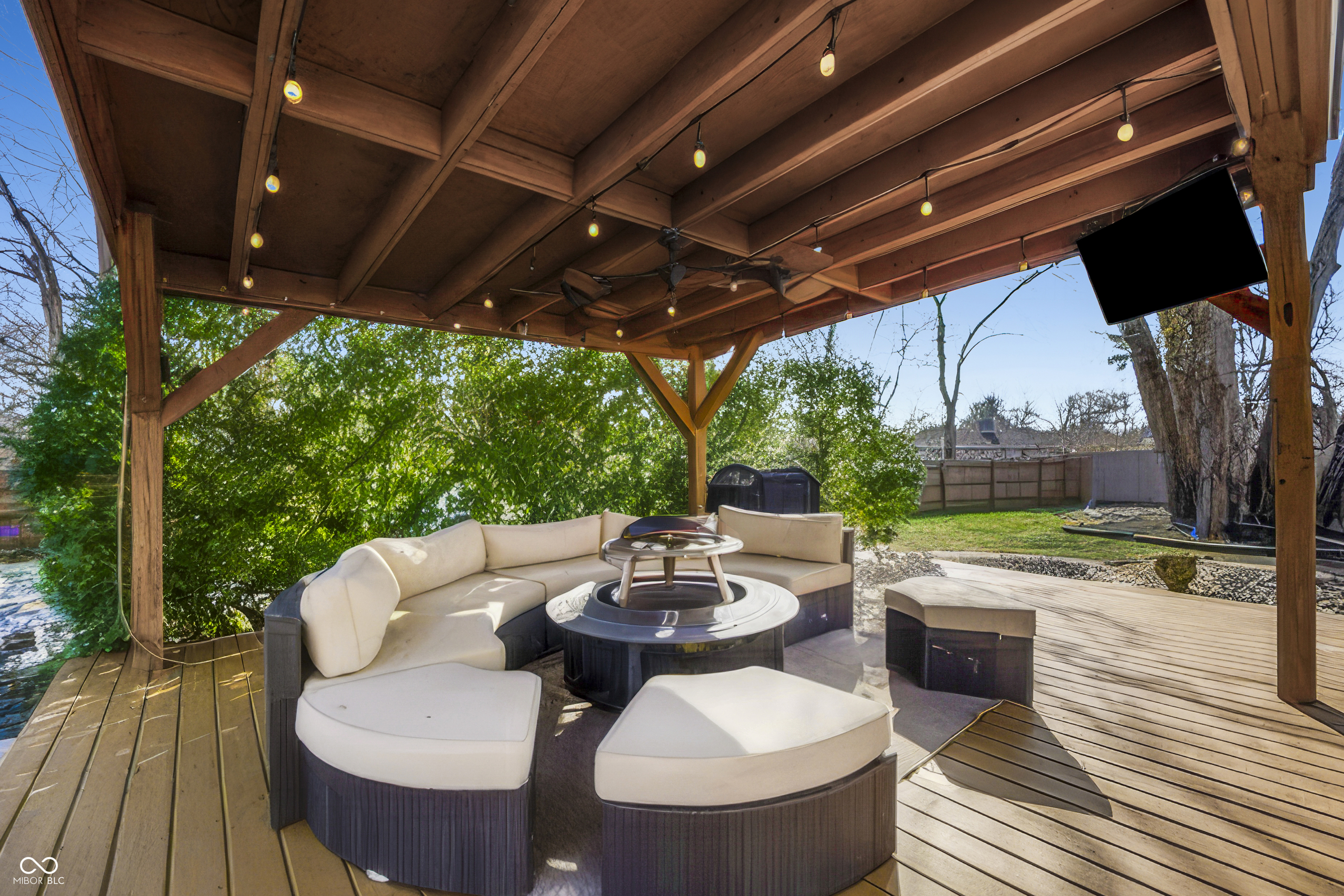 4103 Ridgeway Avenue