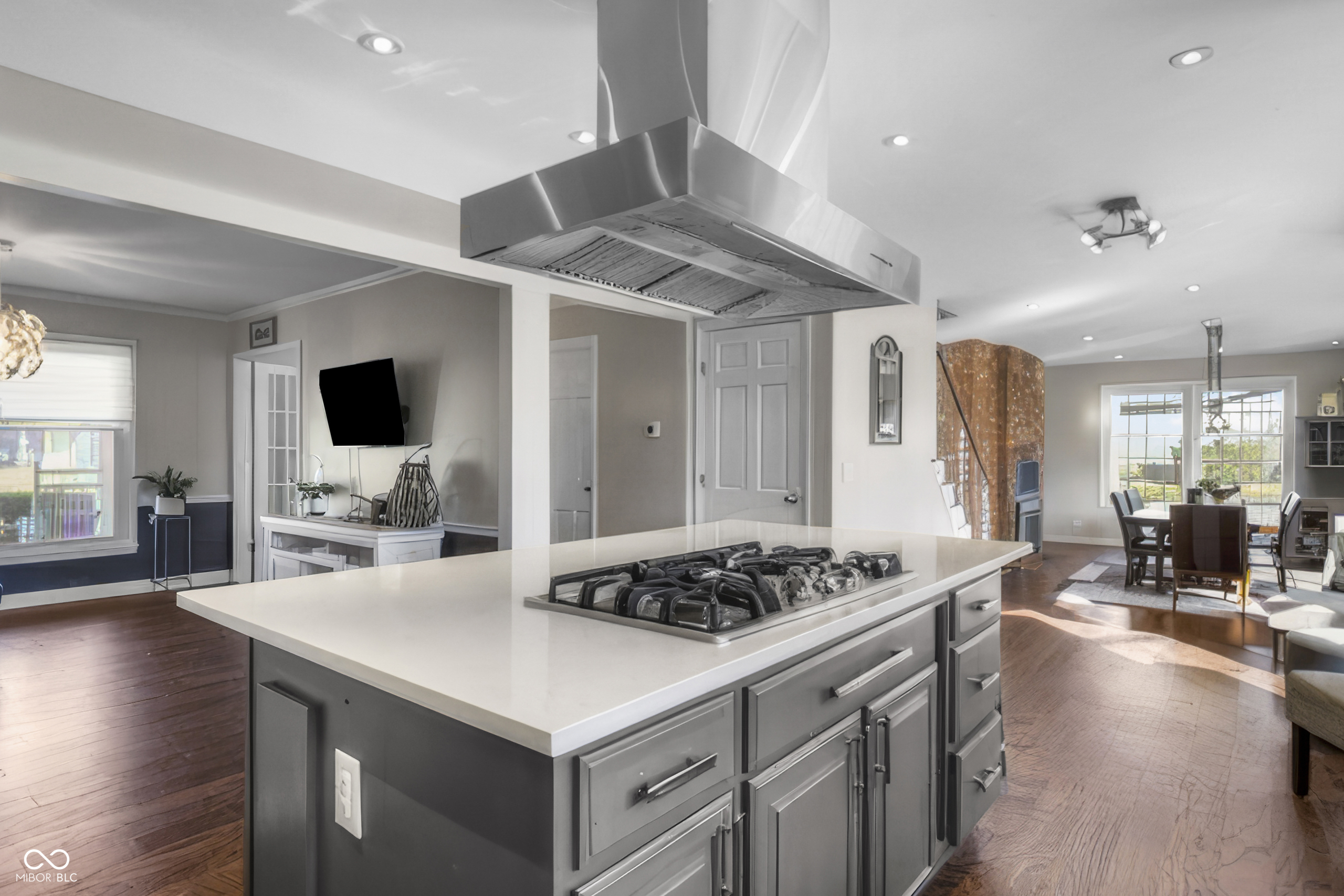 4103 Ridgeway Avenue