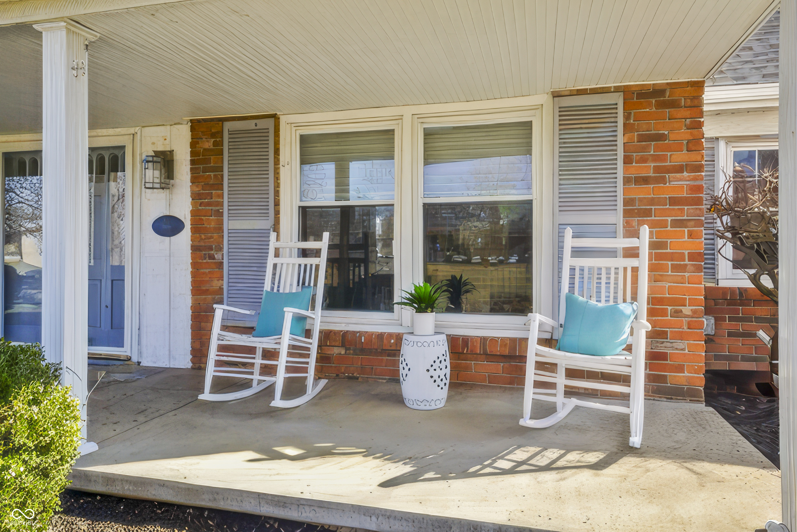 4103 Ridgeway Avenue