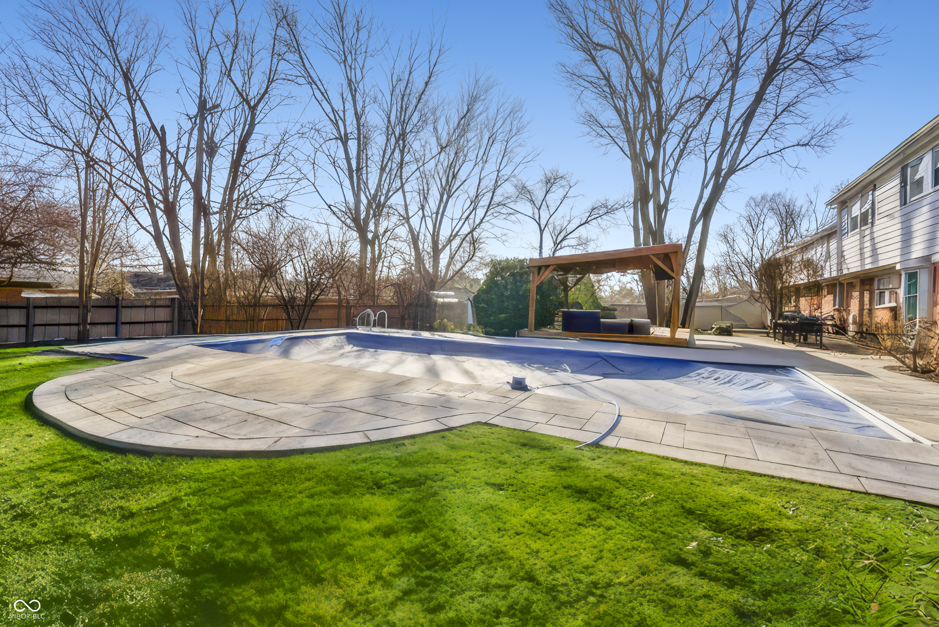 4103 Ridgeway Avenue