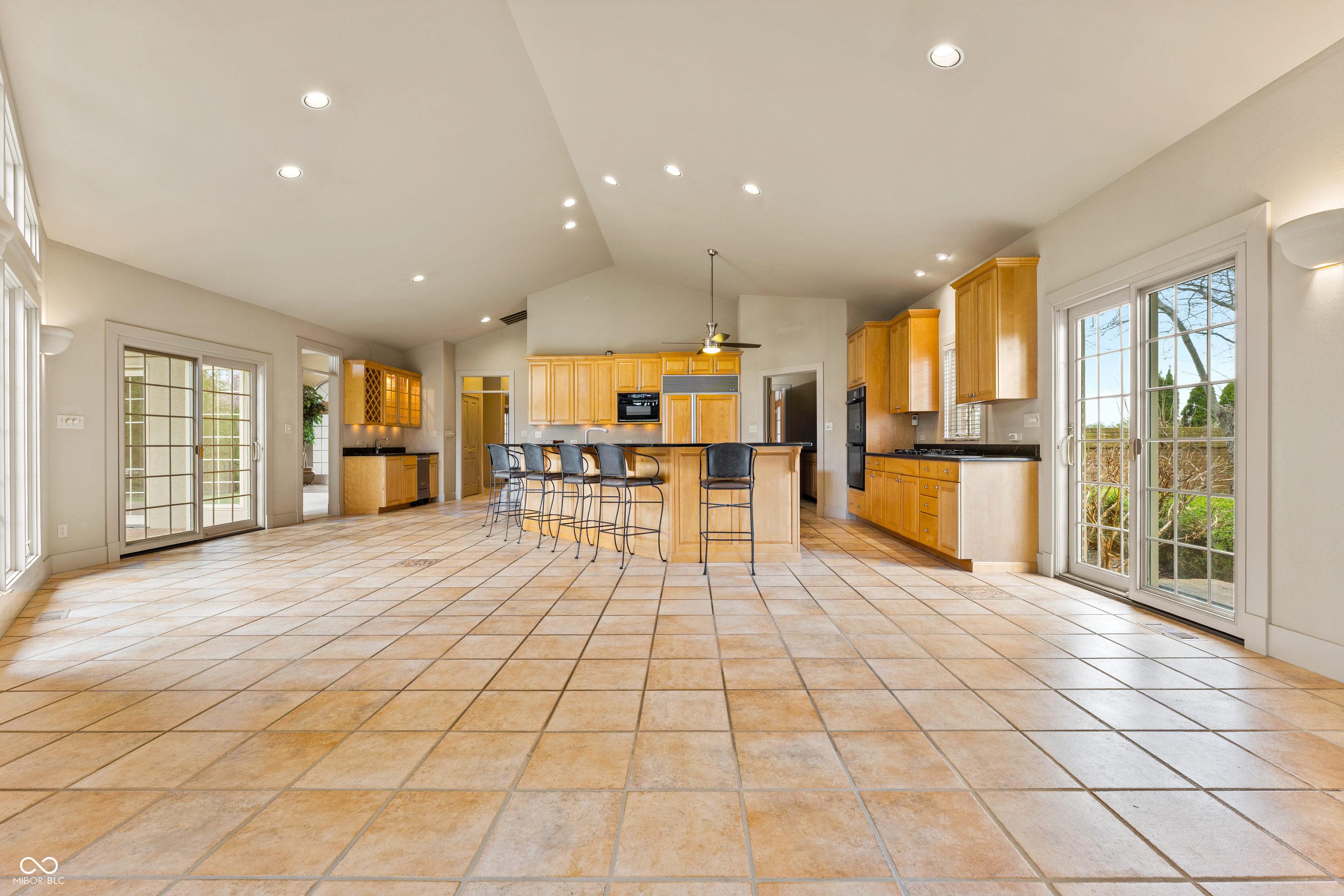 8424 W Mulligan Lane