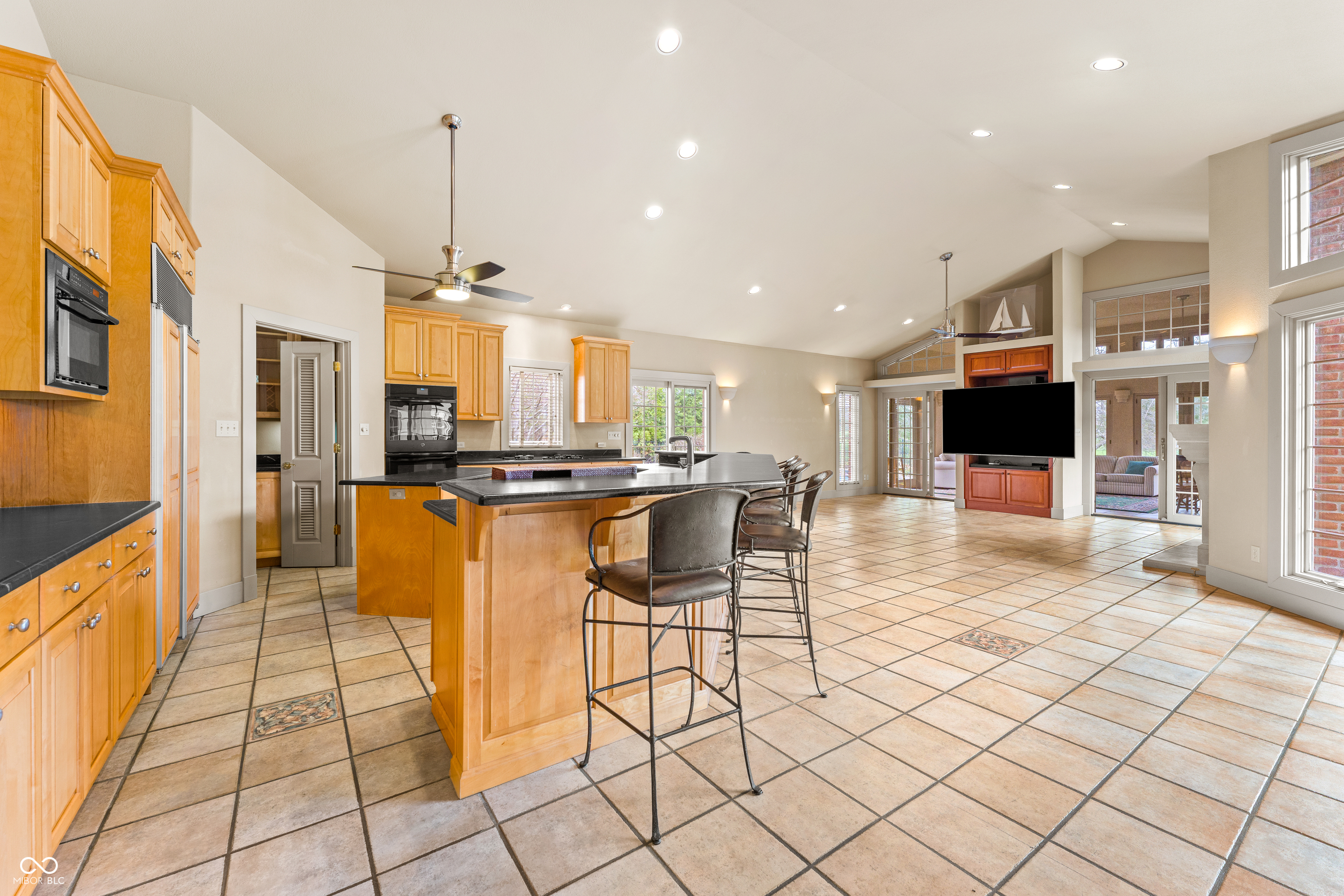 8424 W Mulligan Lane