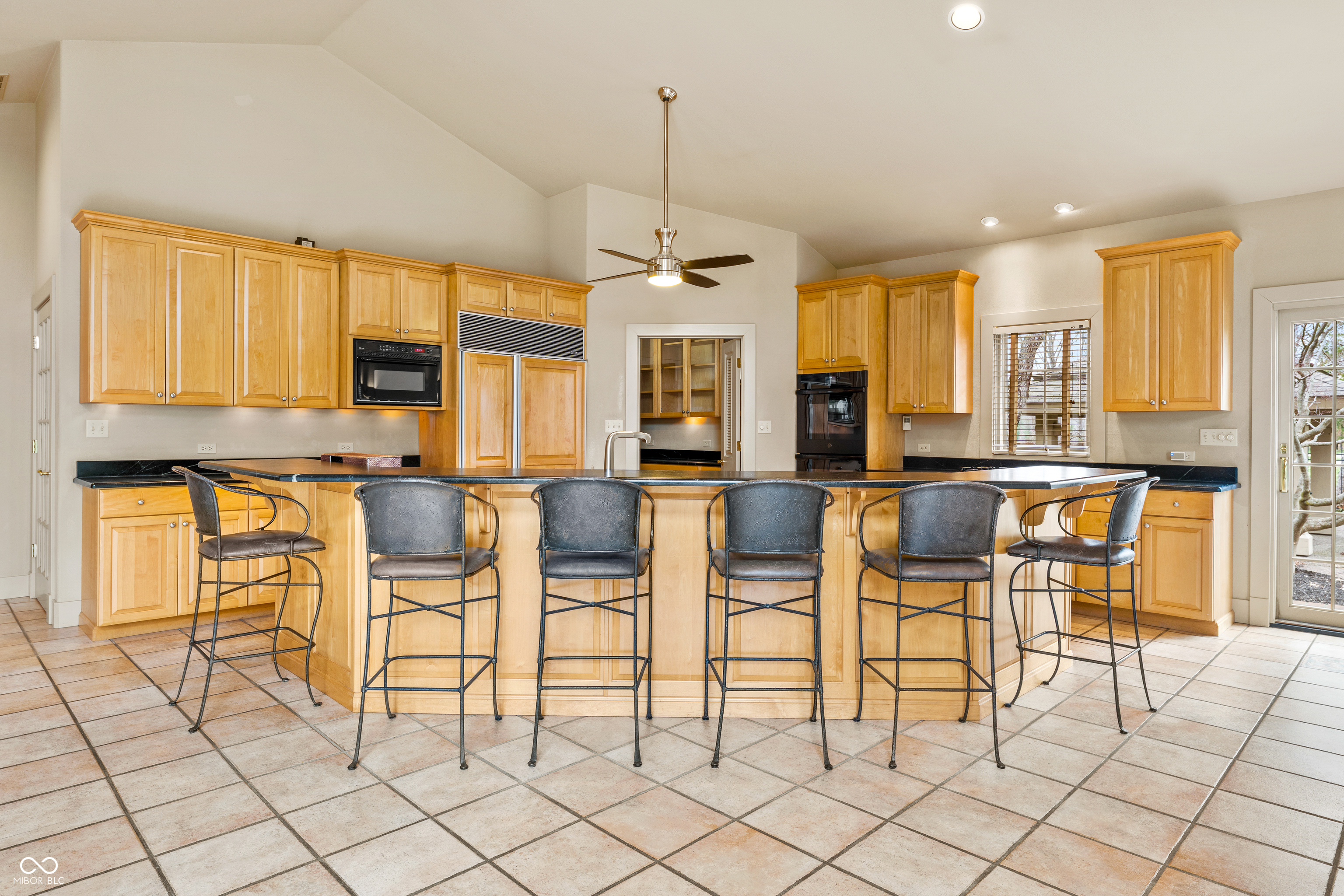 8424 W Mulligan Lane