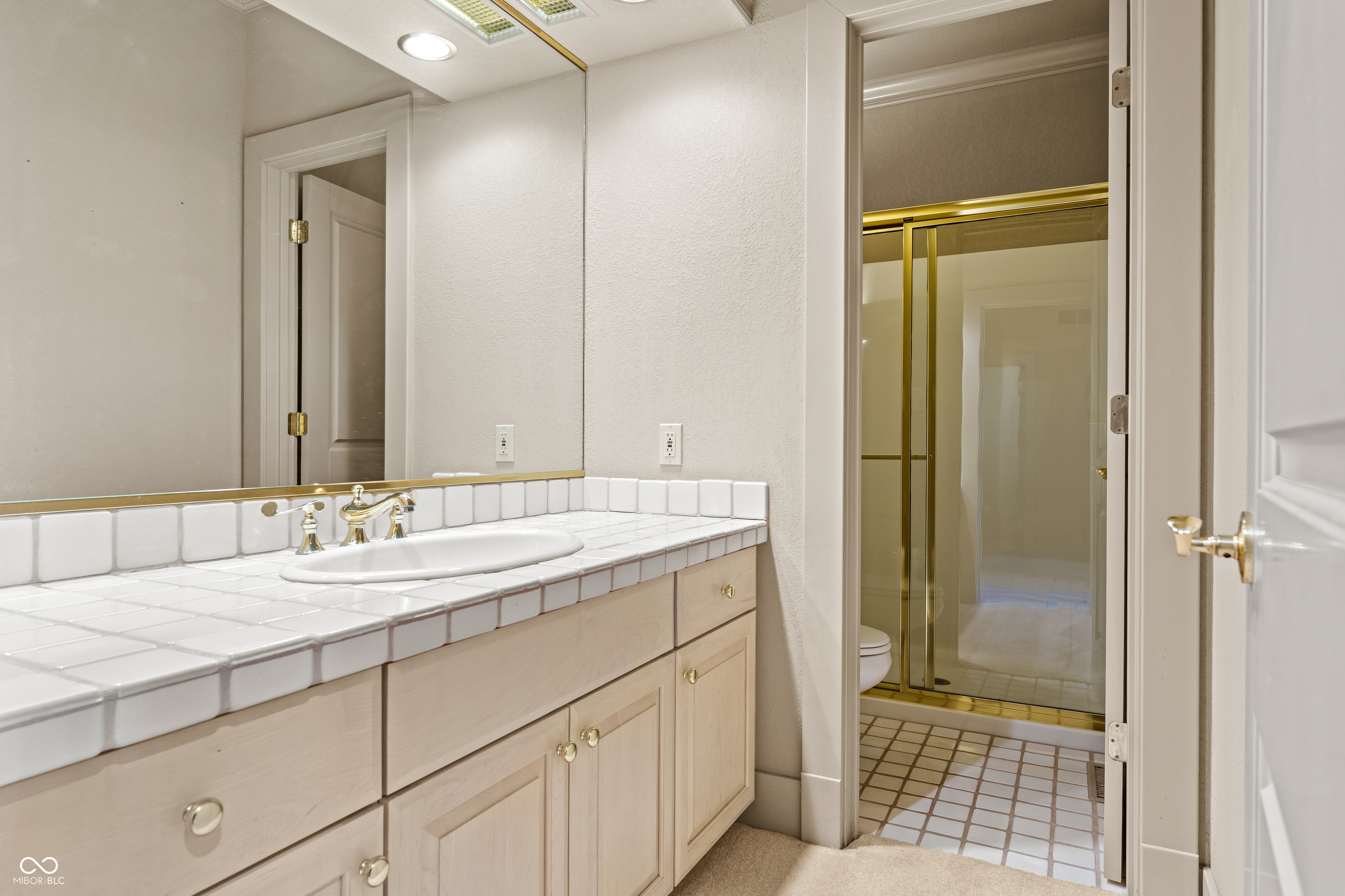 8424 W Mulligan Lane