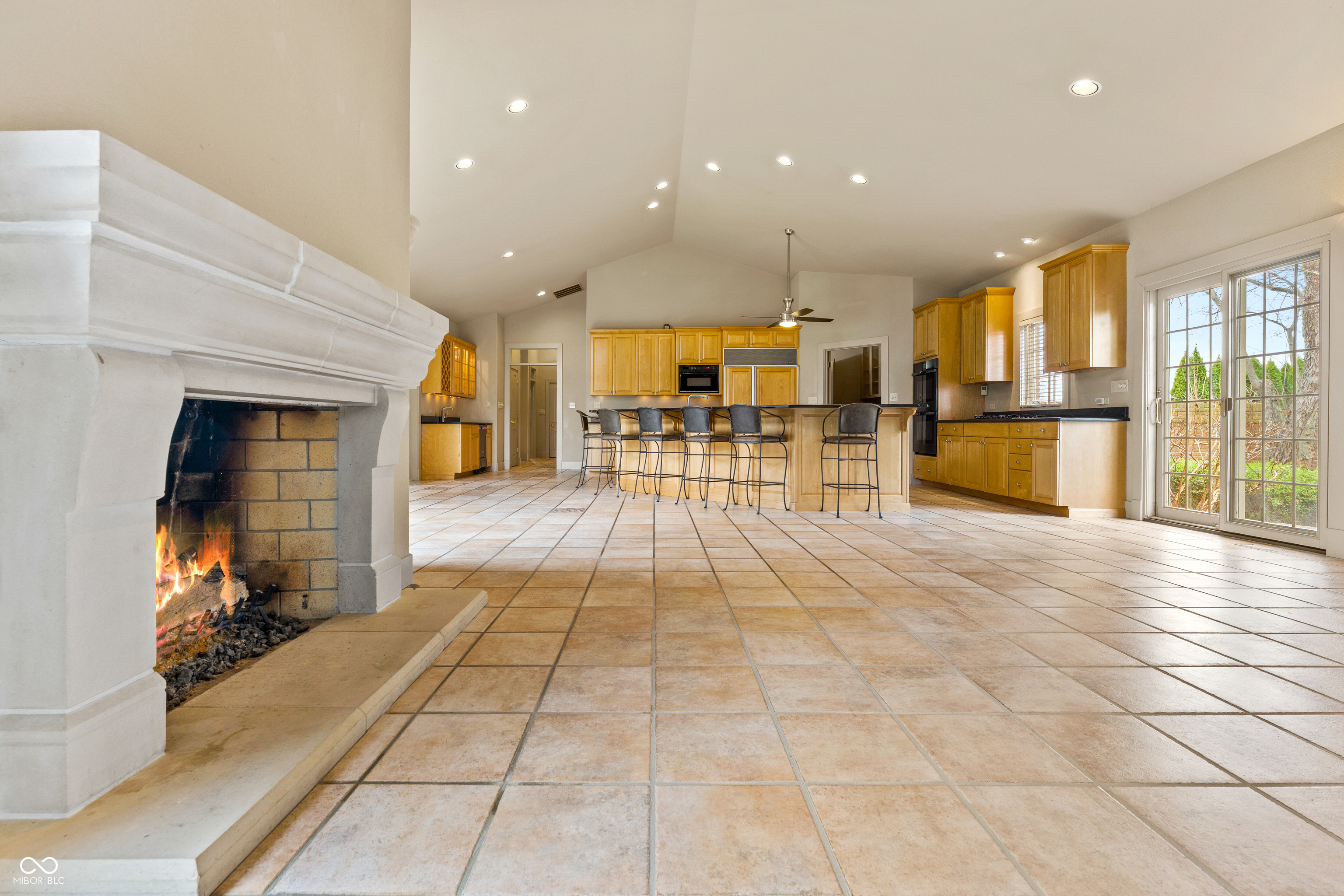 8424 W Mulligan Lane