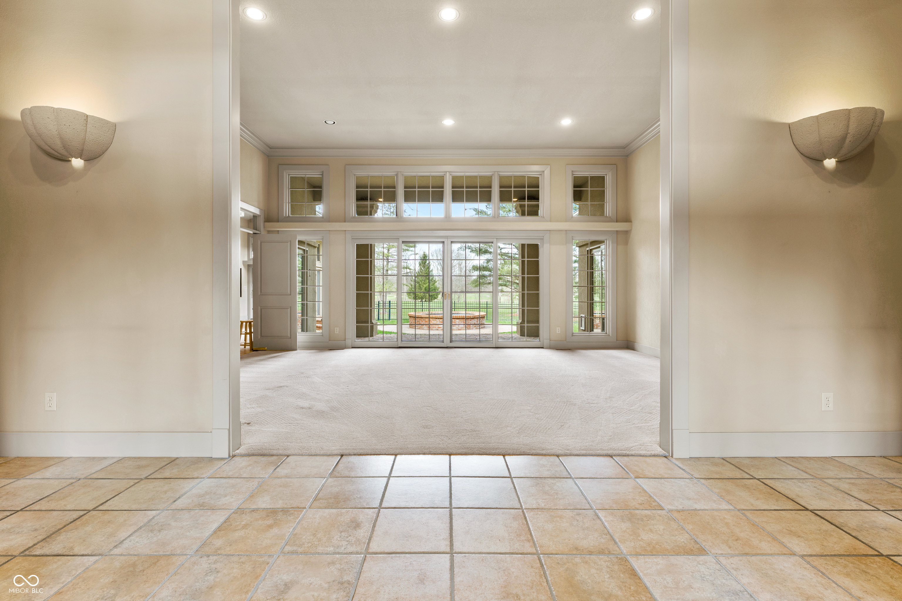 8424 W Mulligan Lane