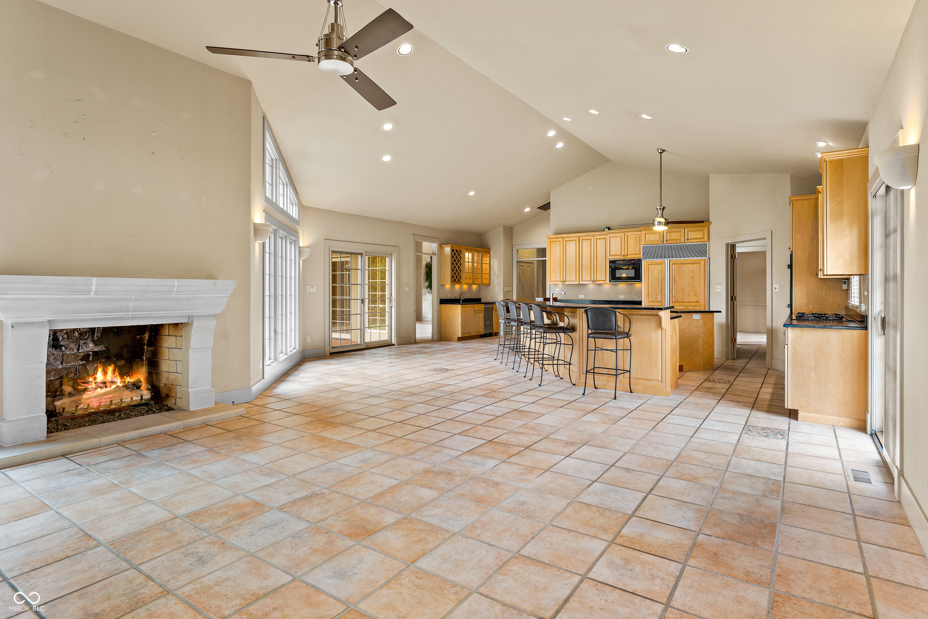 8424 W Mulligan Lane