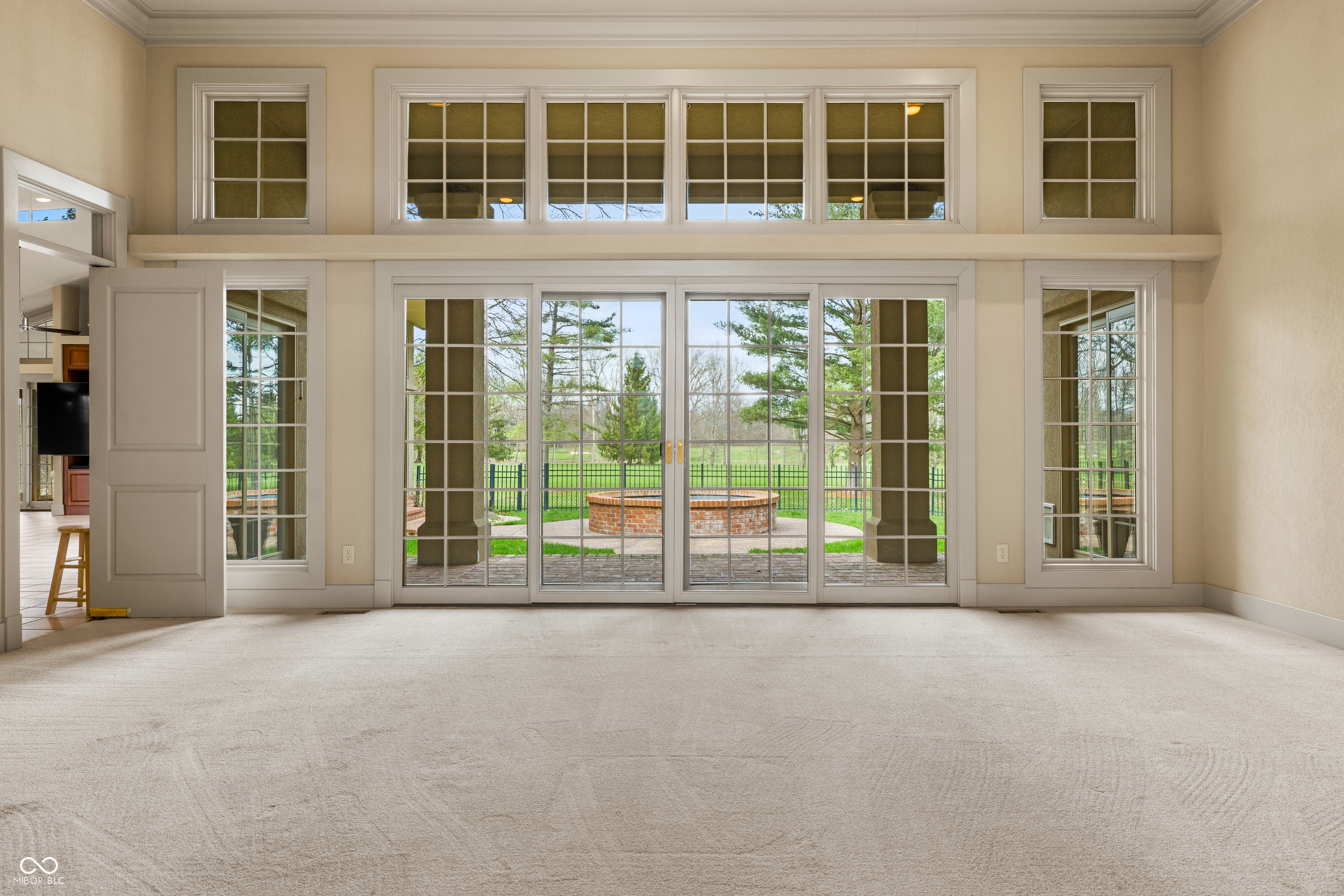 8424 W Mulligan Lane