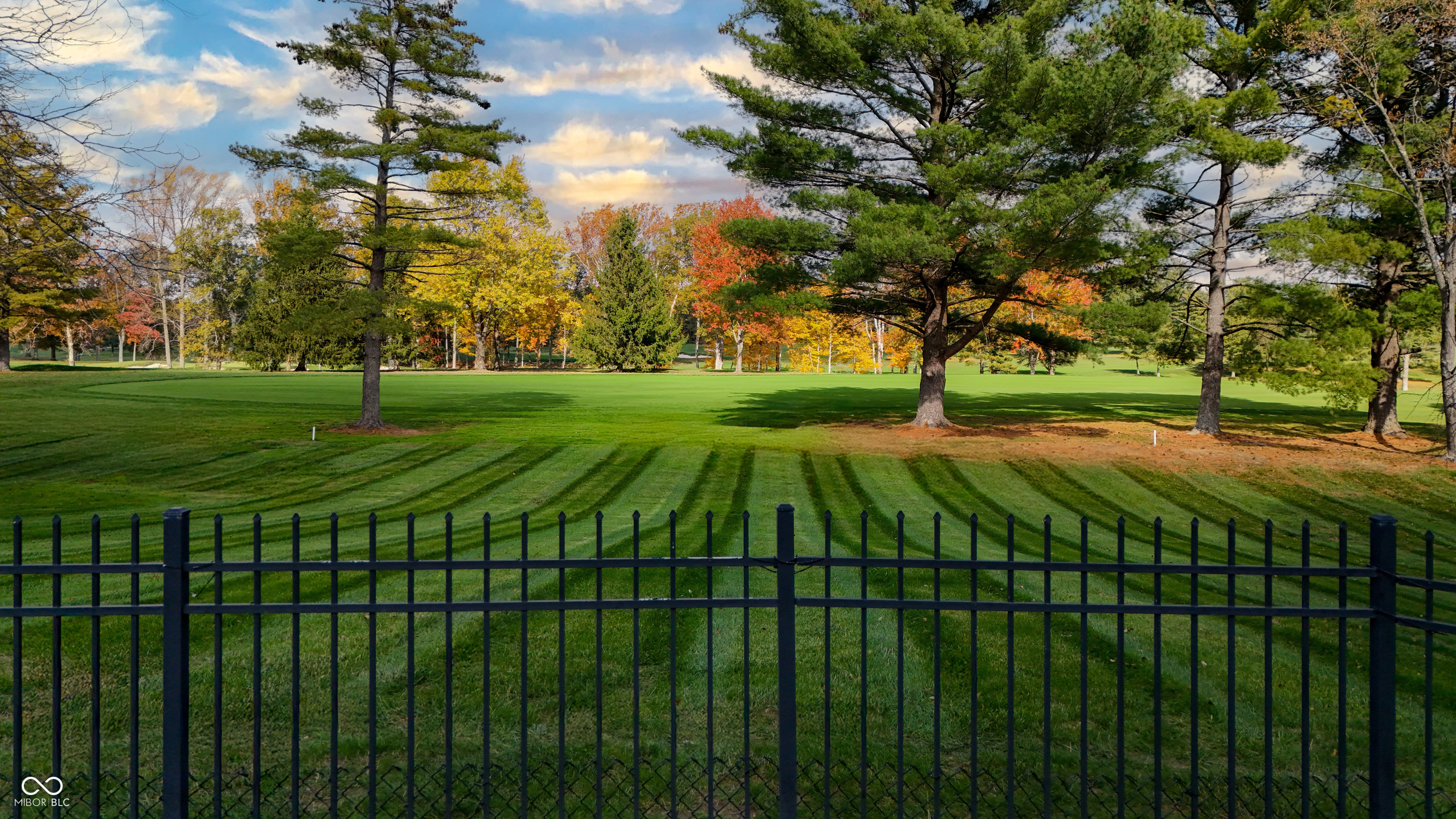 8424 W Mulligan Lane