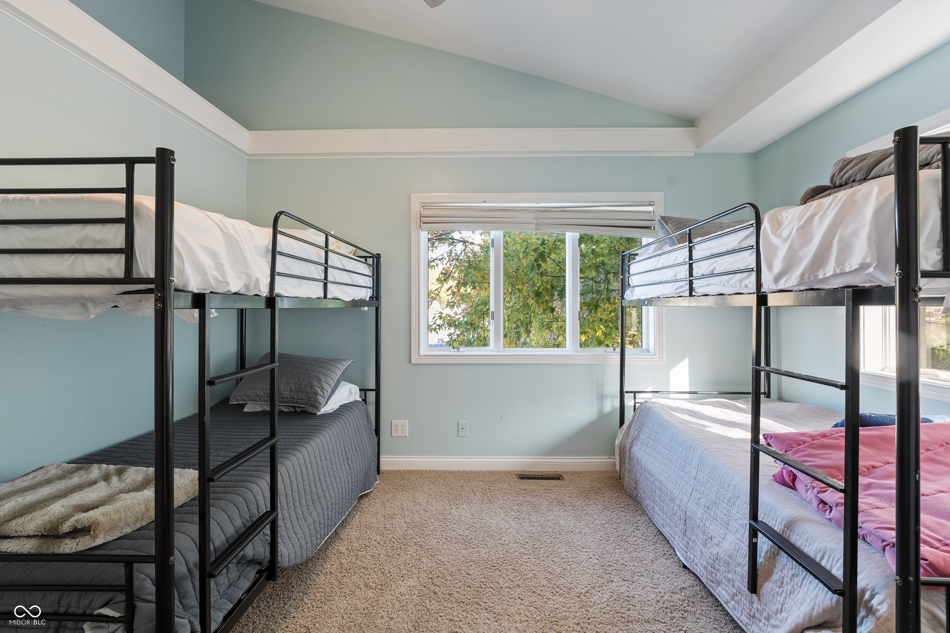 10701 W Grandview Drive