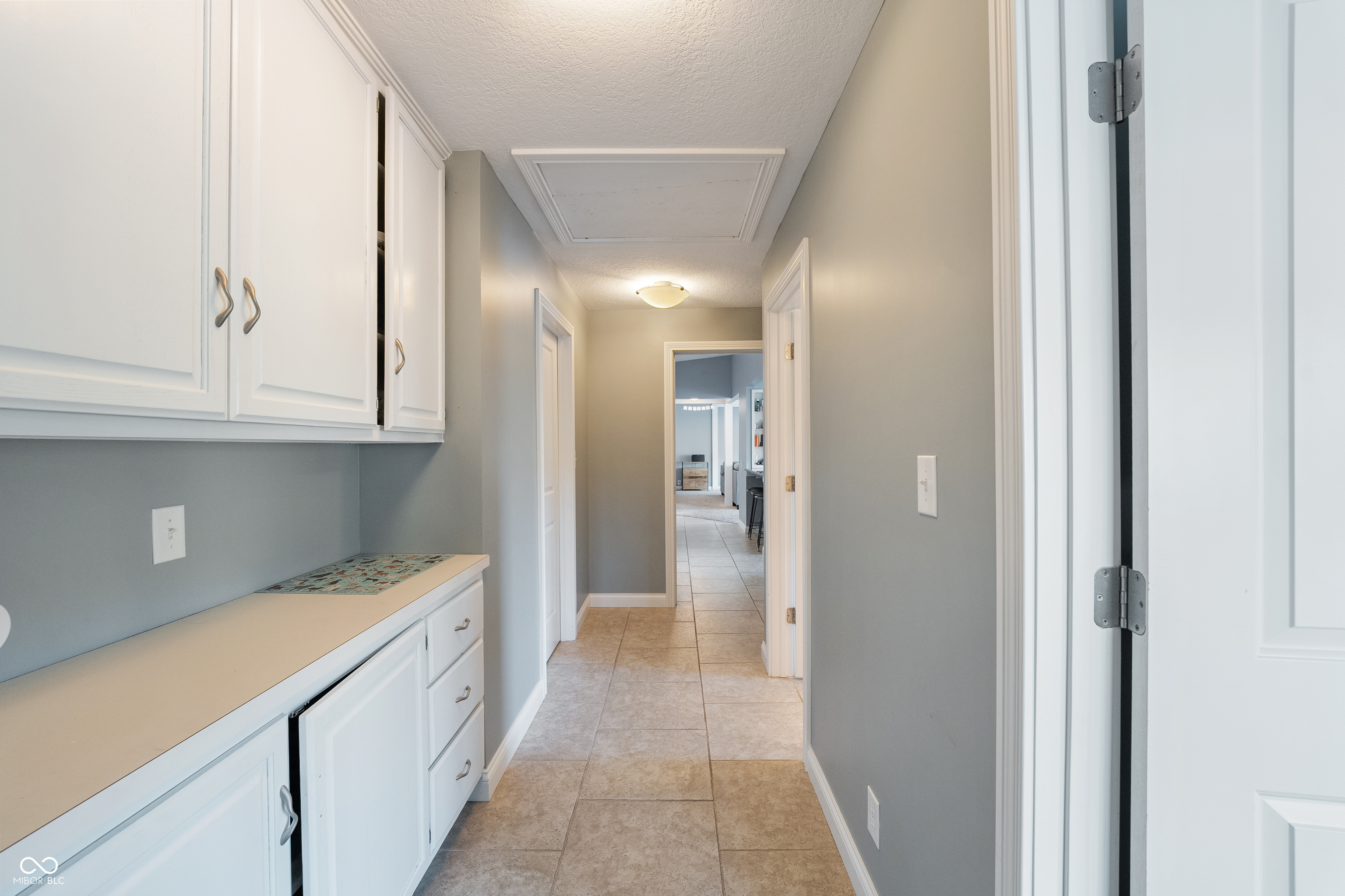 10701 W Grandview Drive