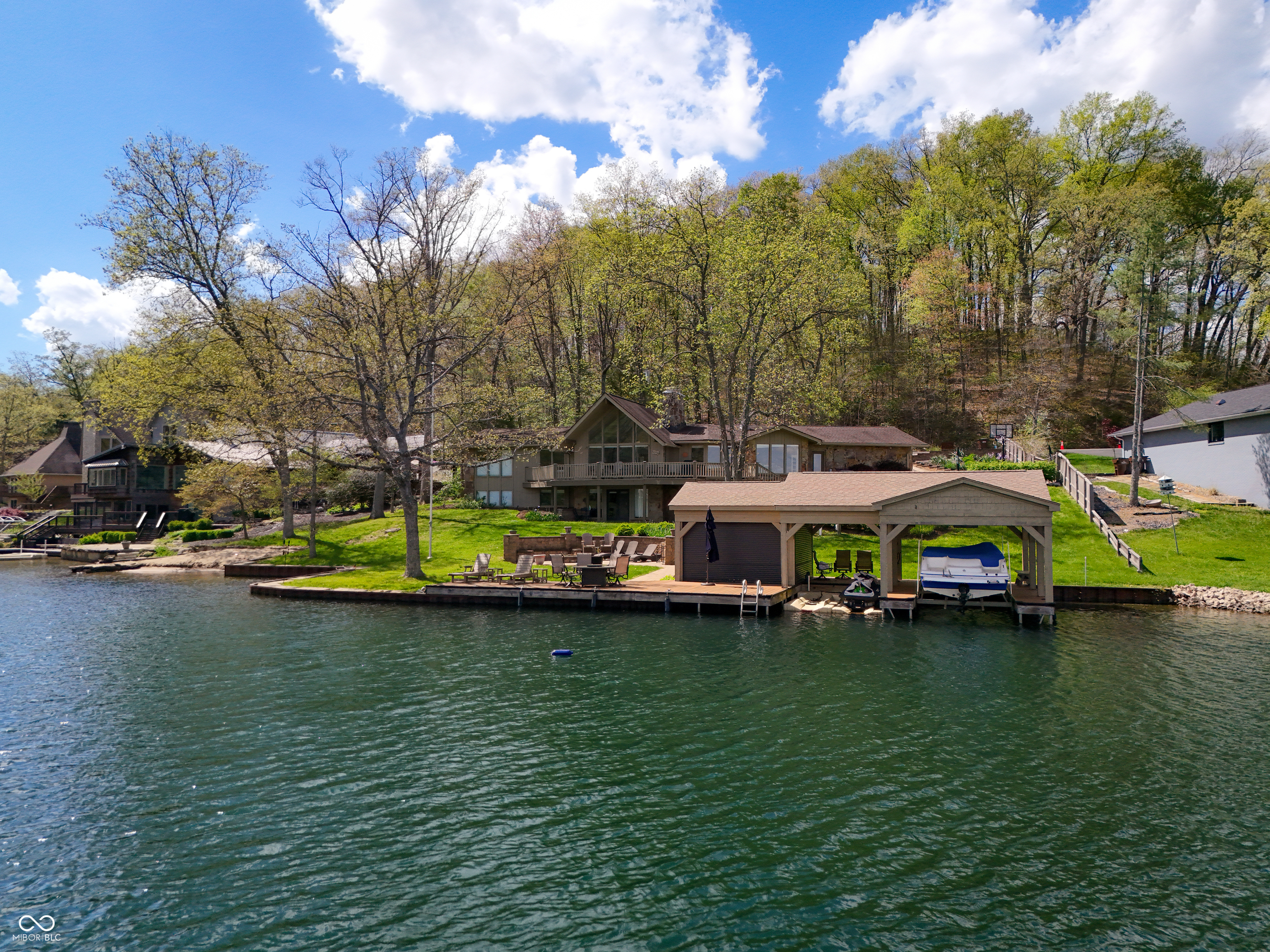 5531 S Poplar Drive