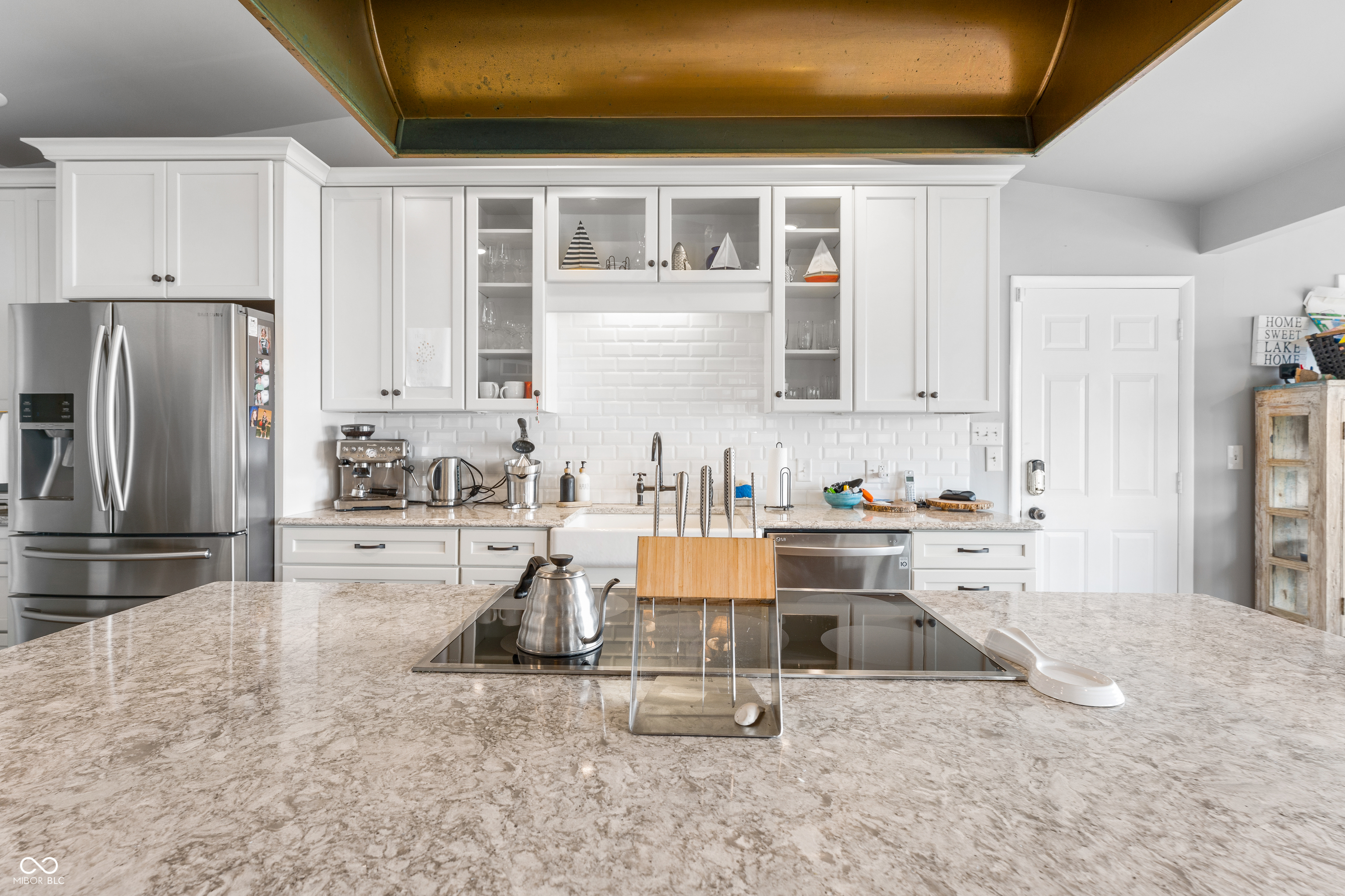 5531 S Poplar Drive