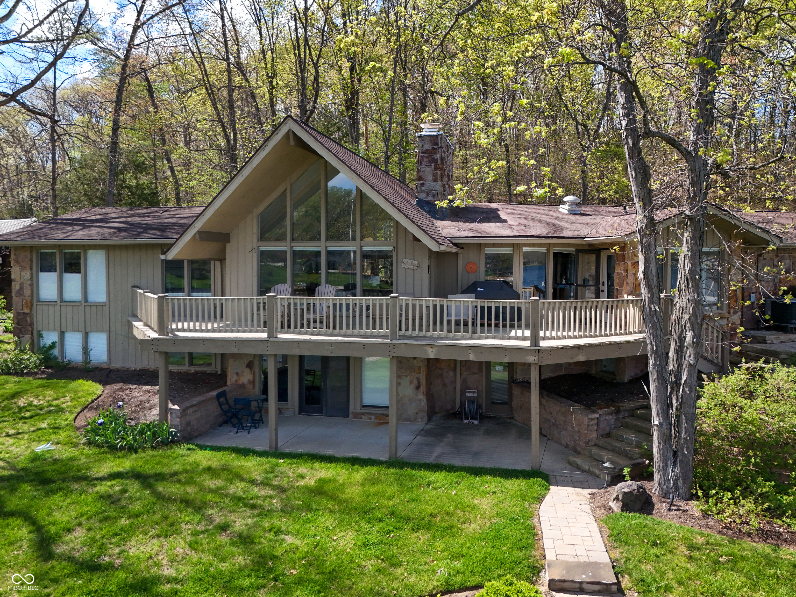 5531 S Poplar Drive