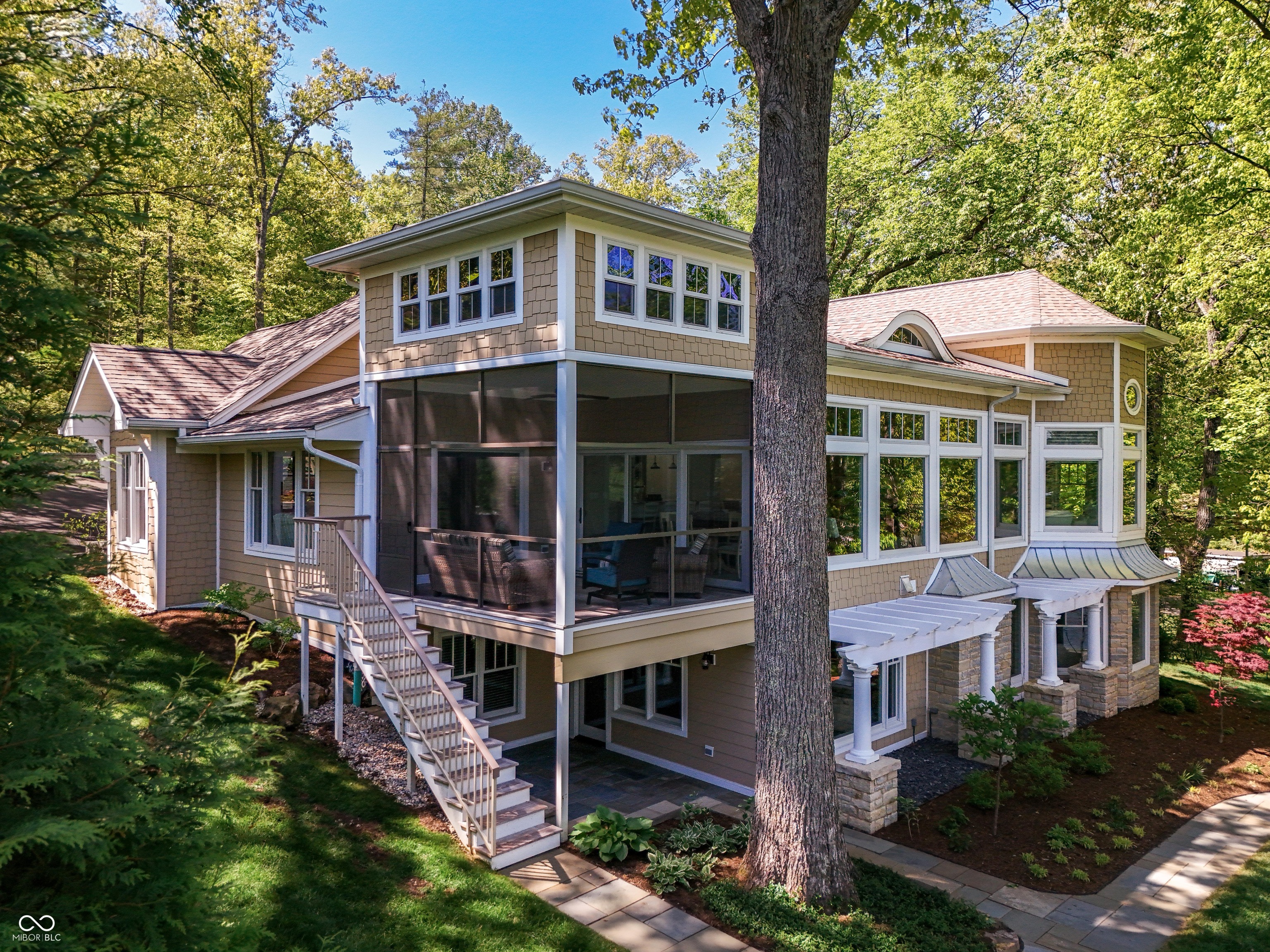 5271 S Poplar Drive