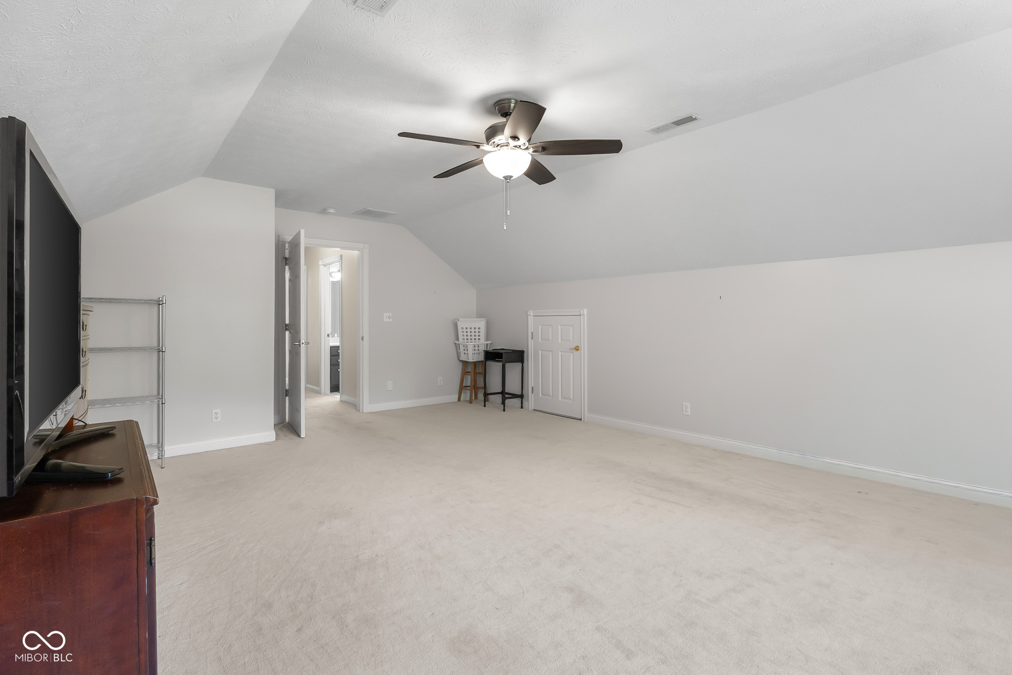 2561 Apple Blossom Lane