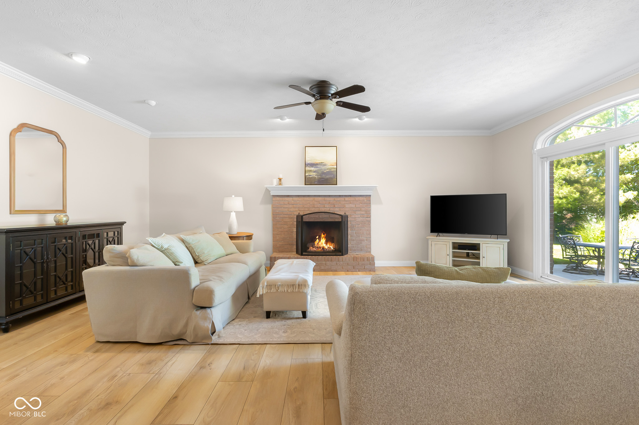 2561 Apple Blossom Lane