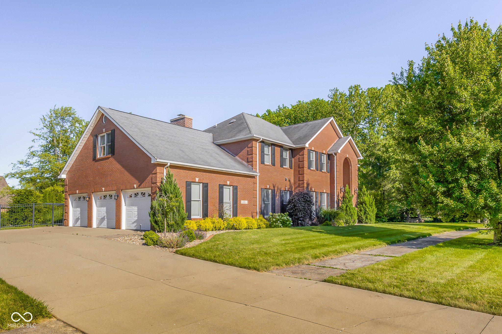 2561 Apple Blossom Lane
