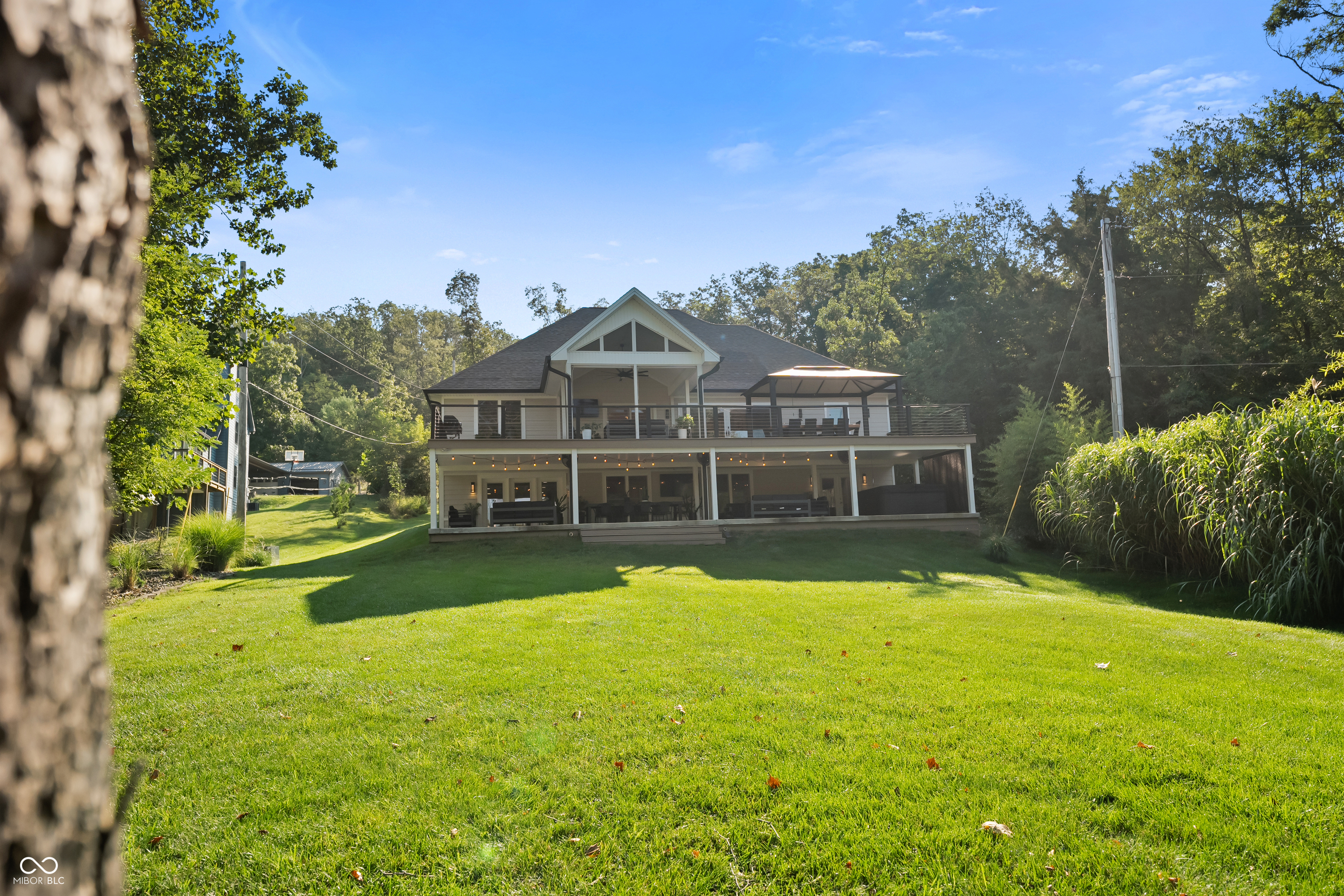 11911 W Grandview Drive