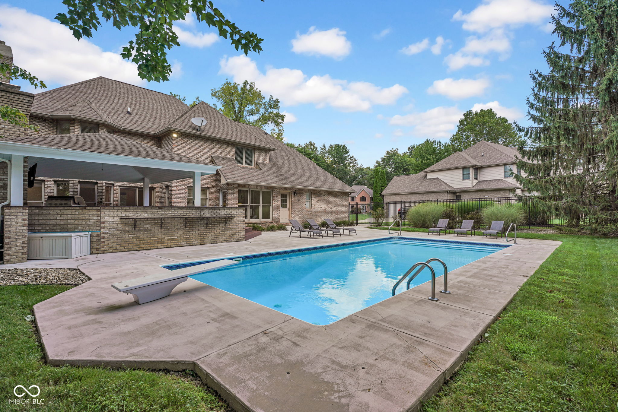 5183 Northwood Drive