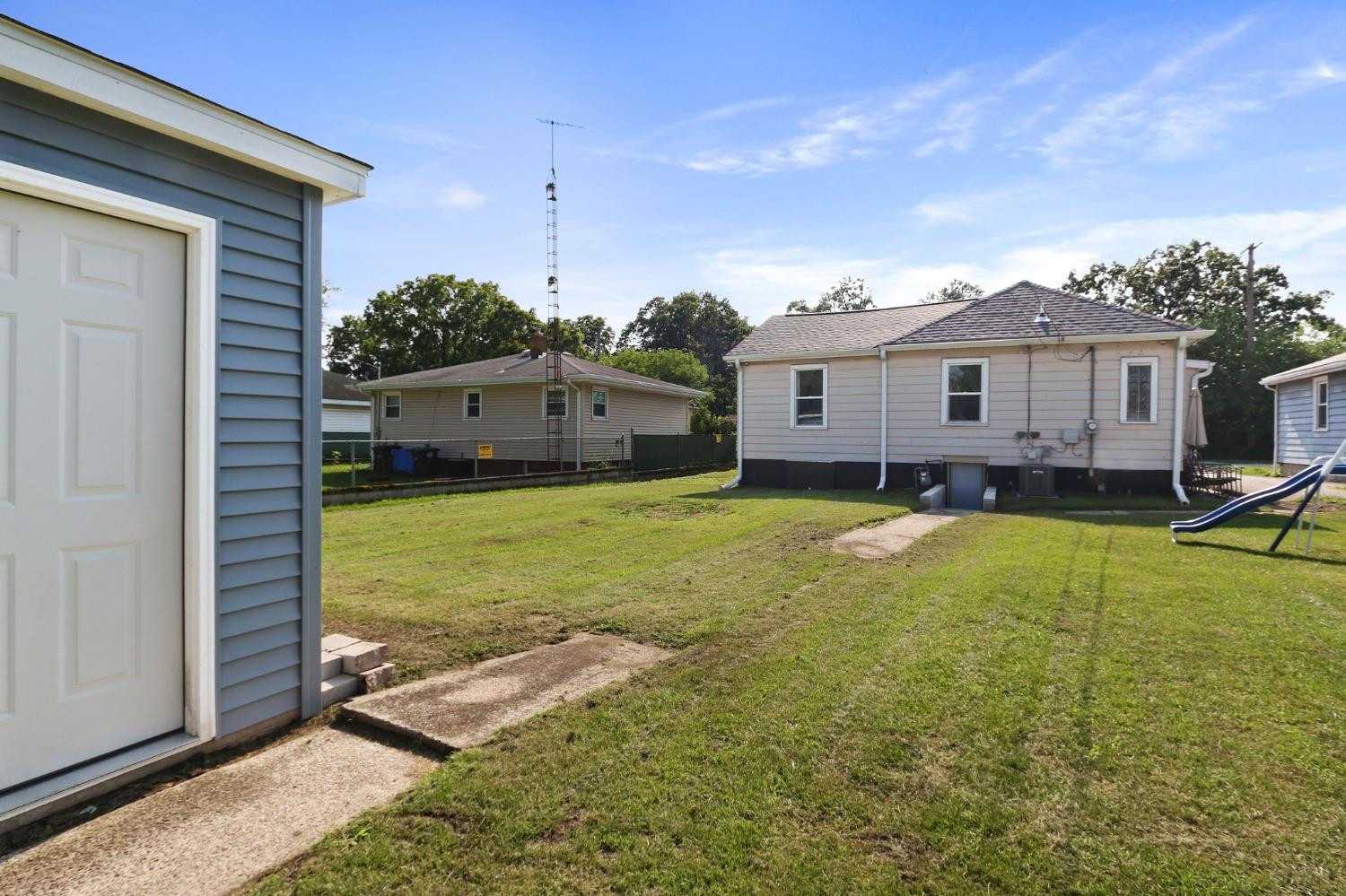 3709 Mississippi Street
