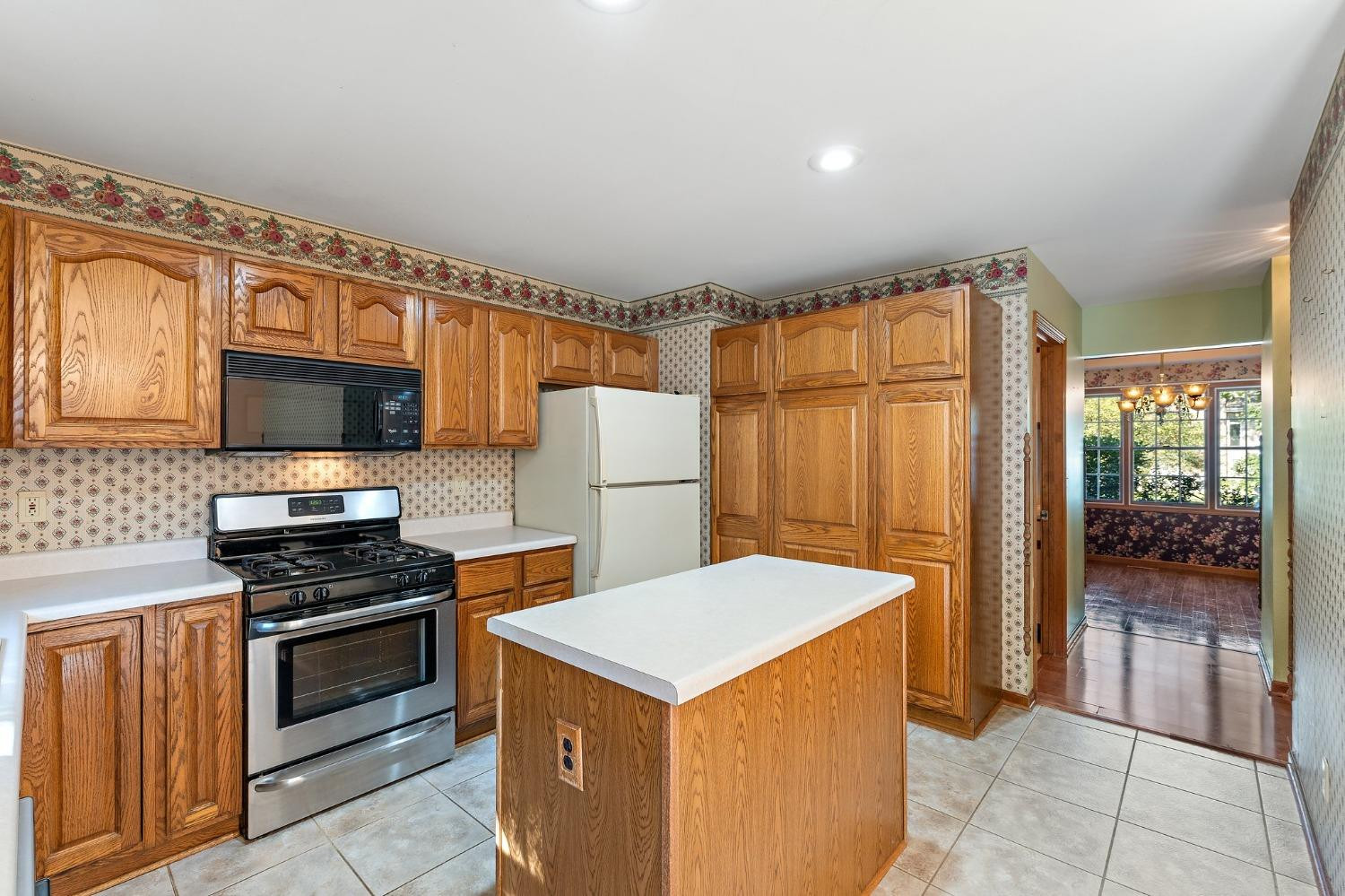 4907 Crane Court