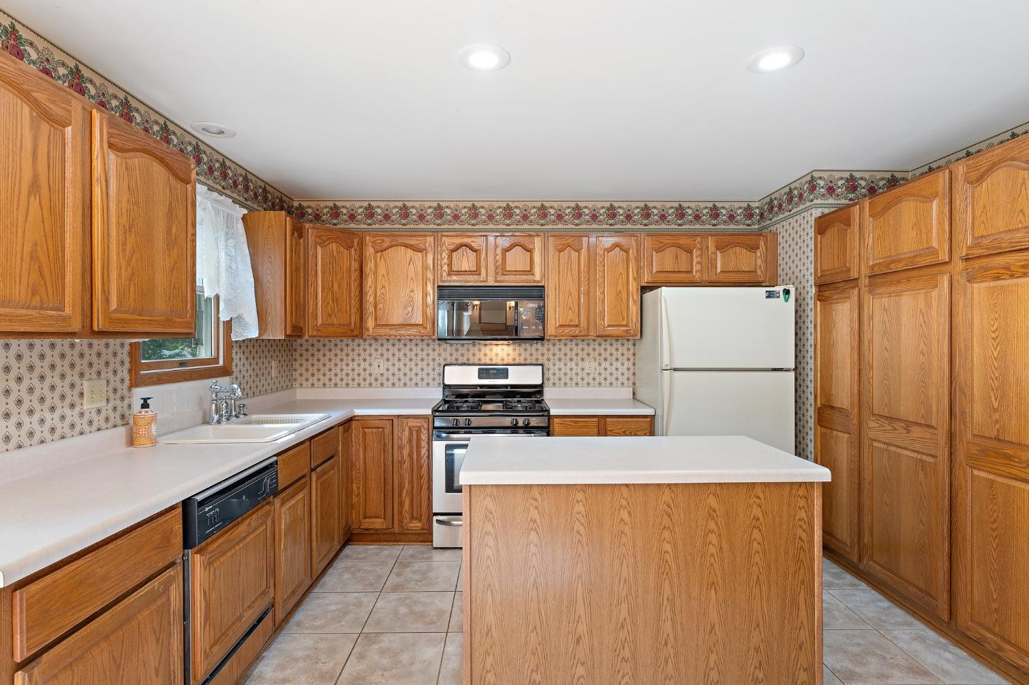 4907 Crane Court